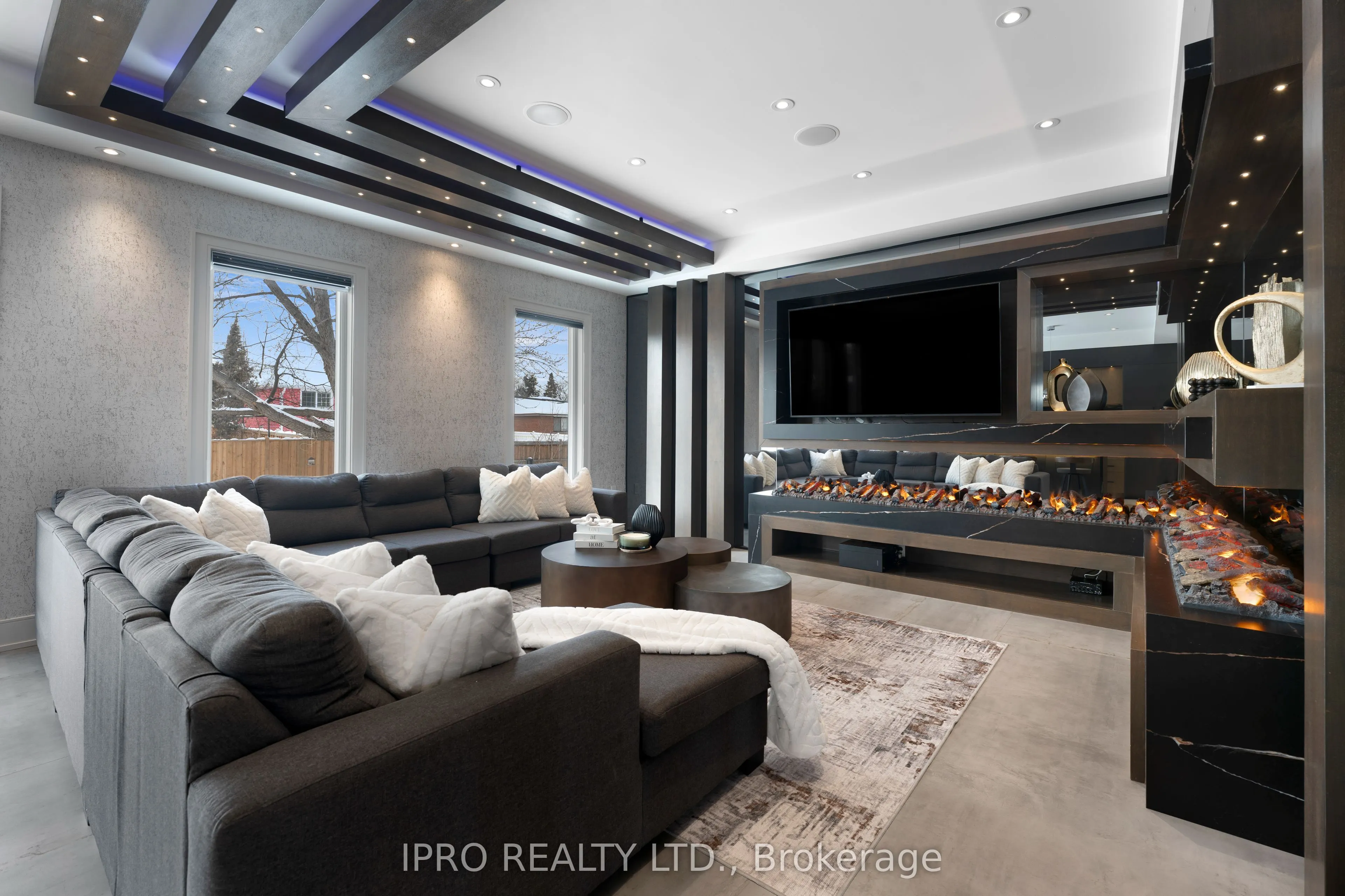 7602 Redstone Road