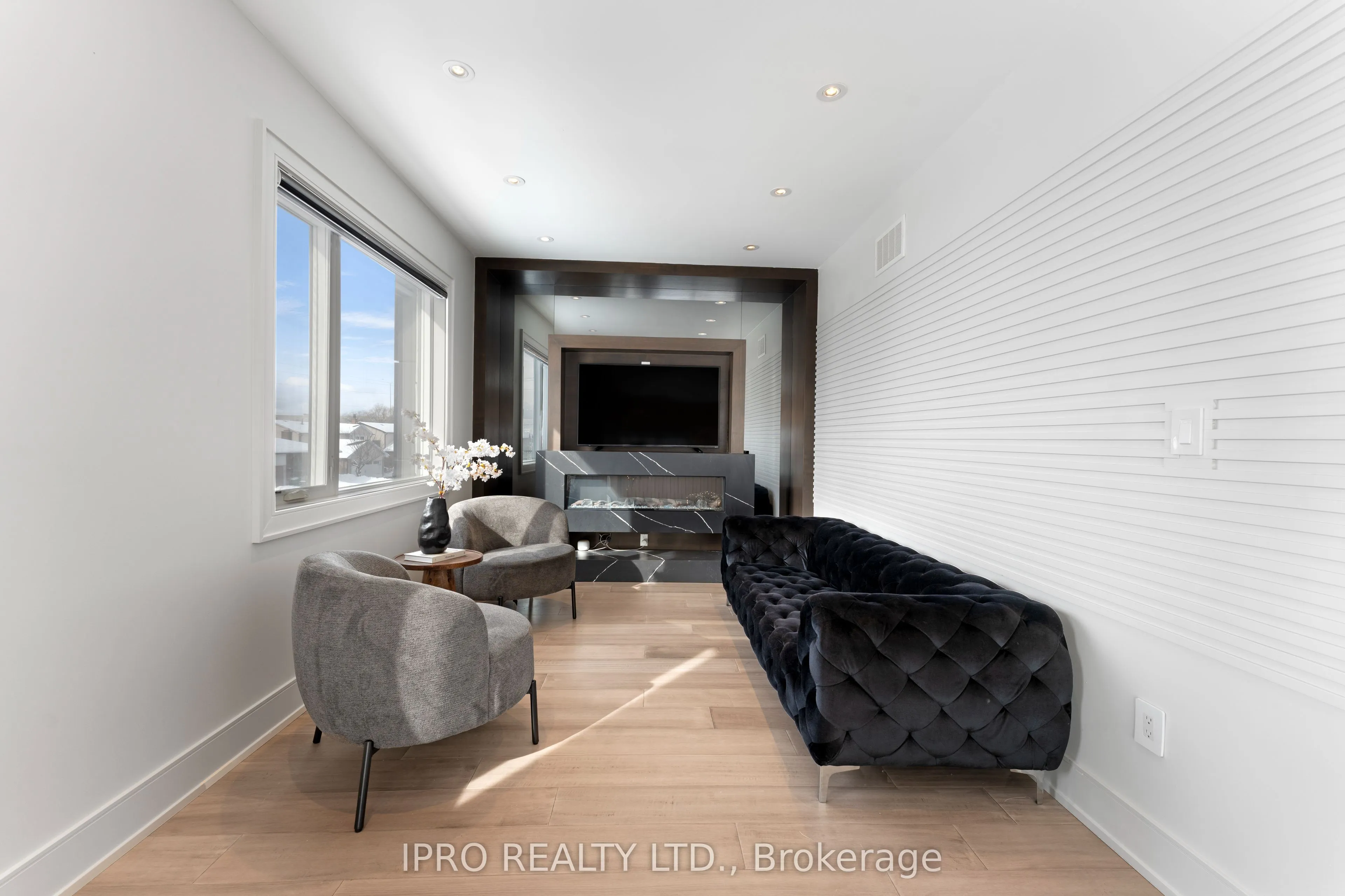 7602 Redstone Road