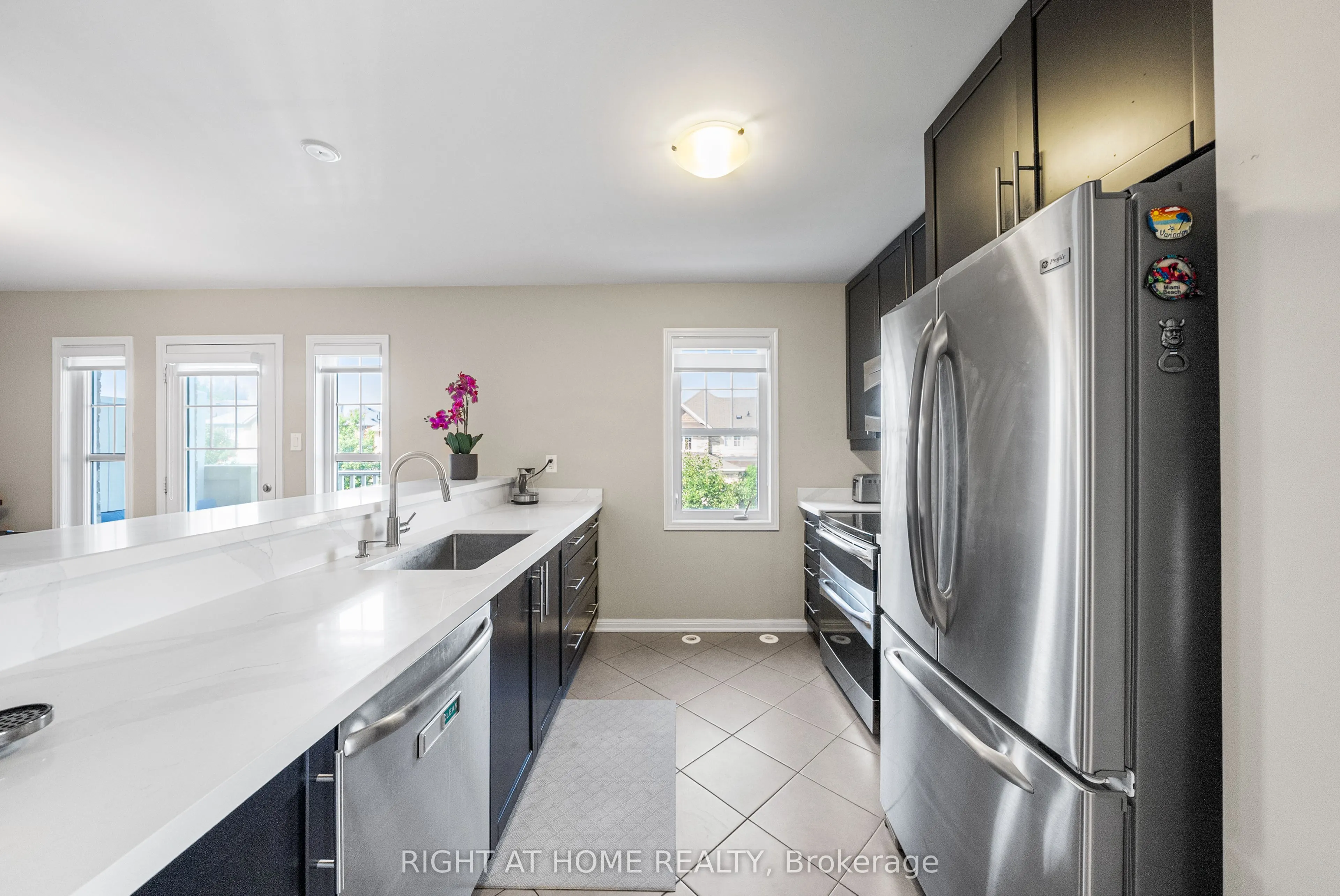 291 Woodley Crescent