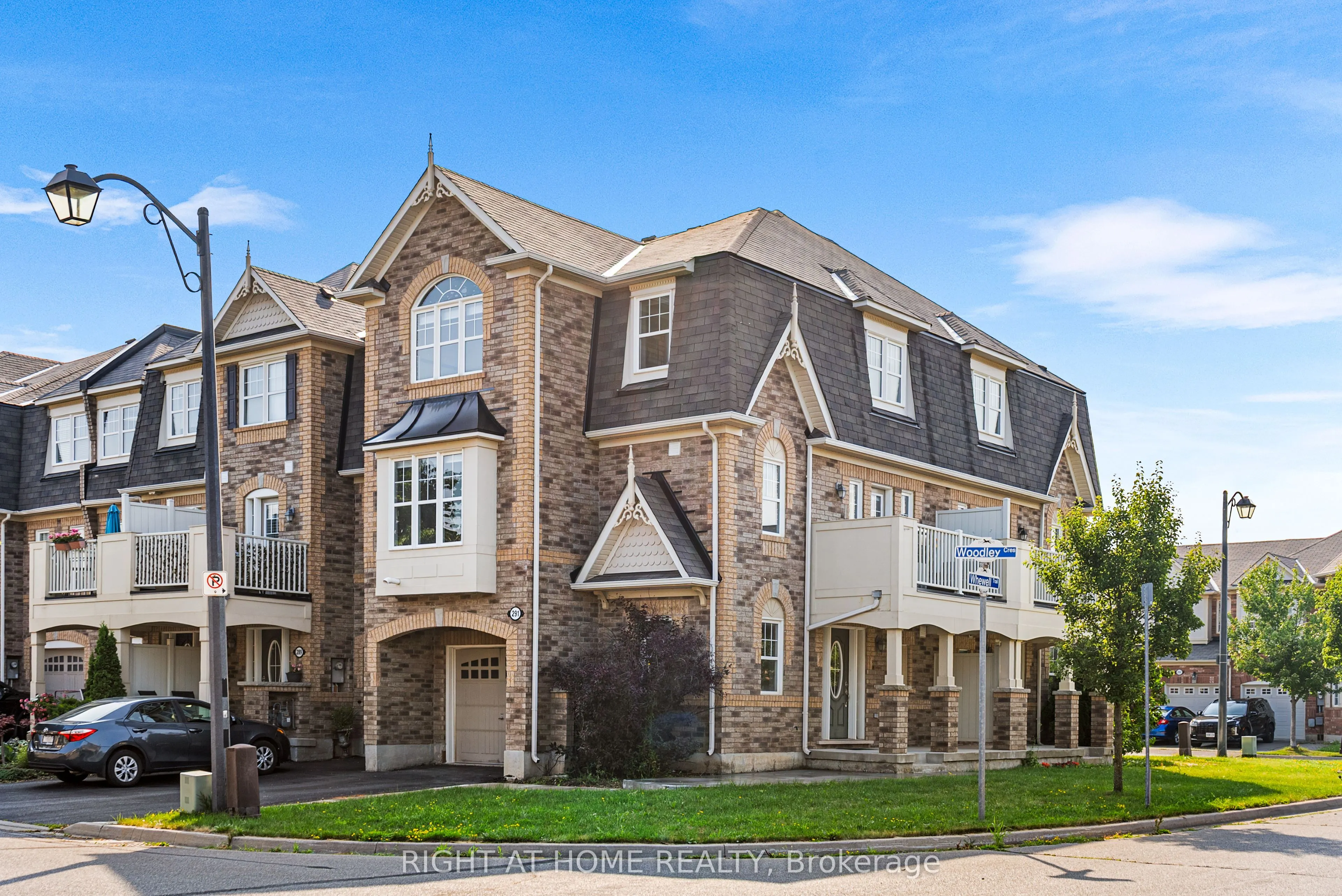 291 Woodley Crescent