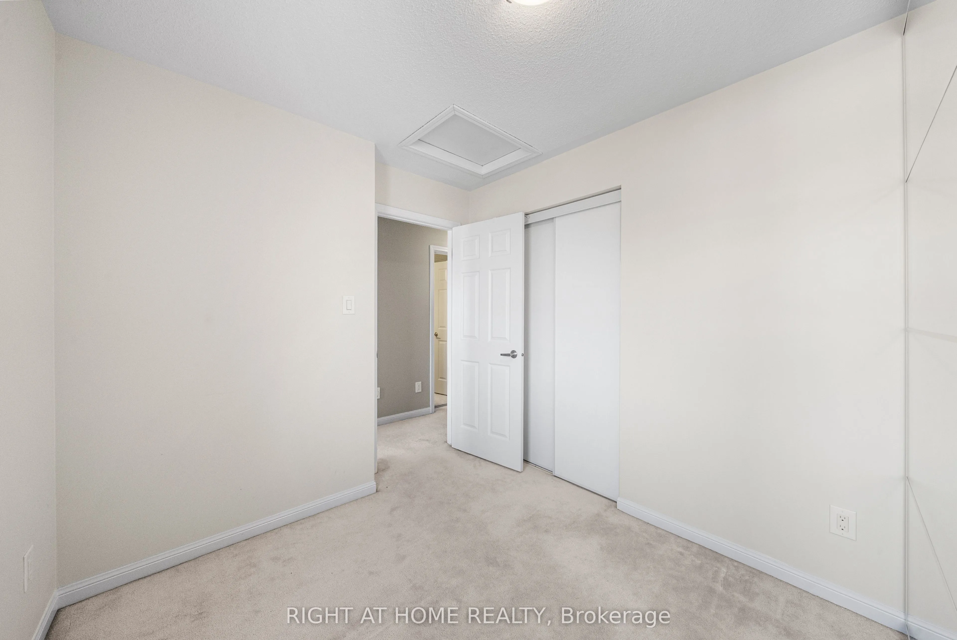 291 Woodley Crescent