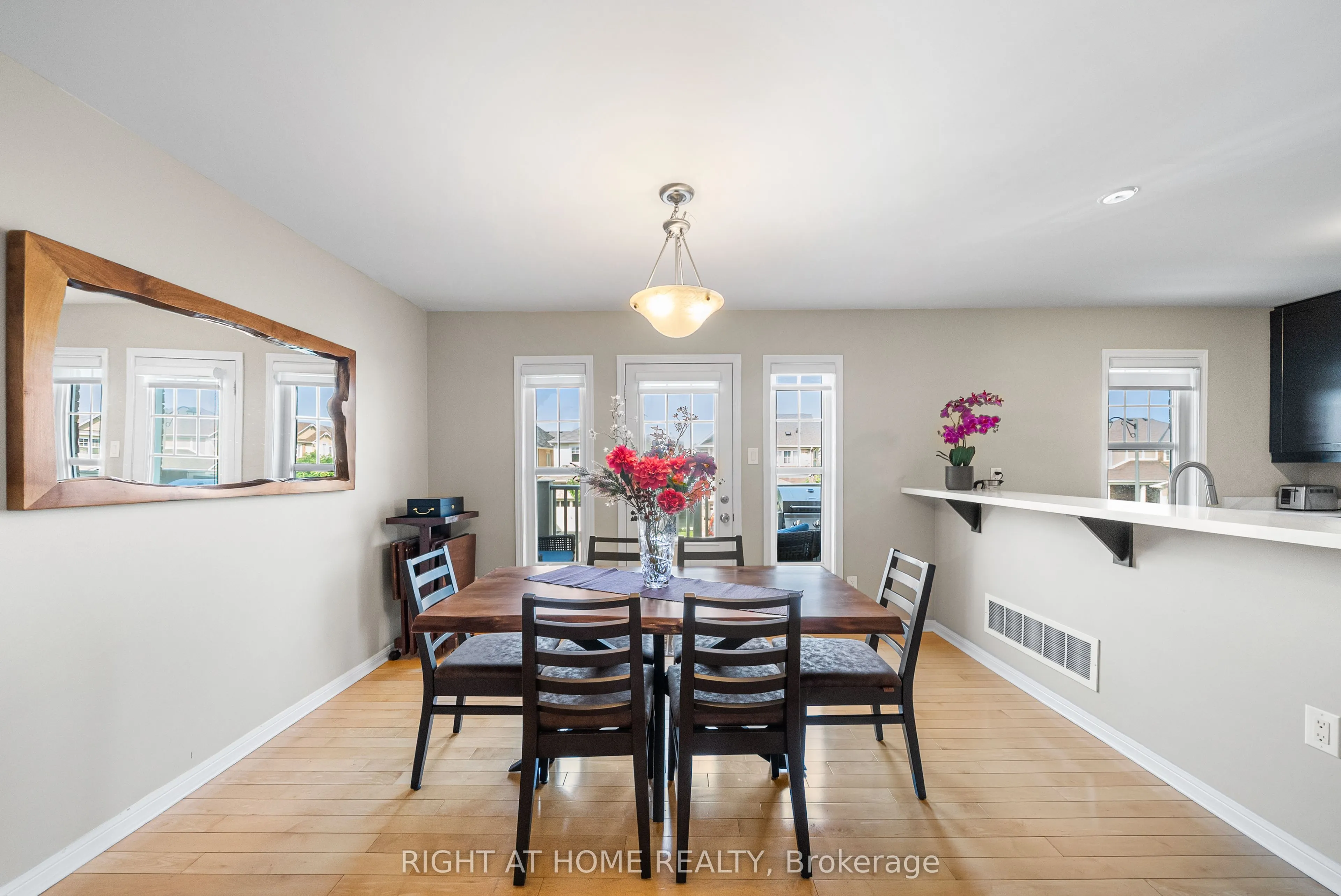 291 Woodley Crescent