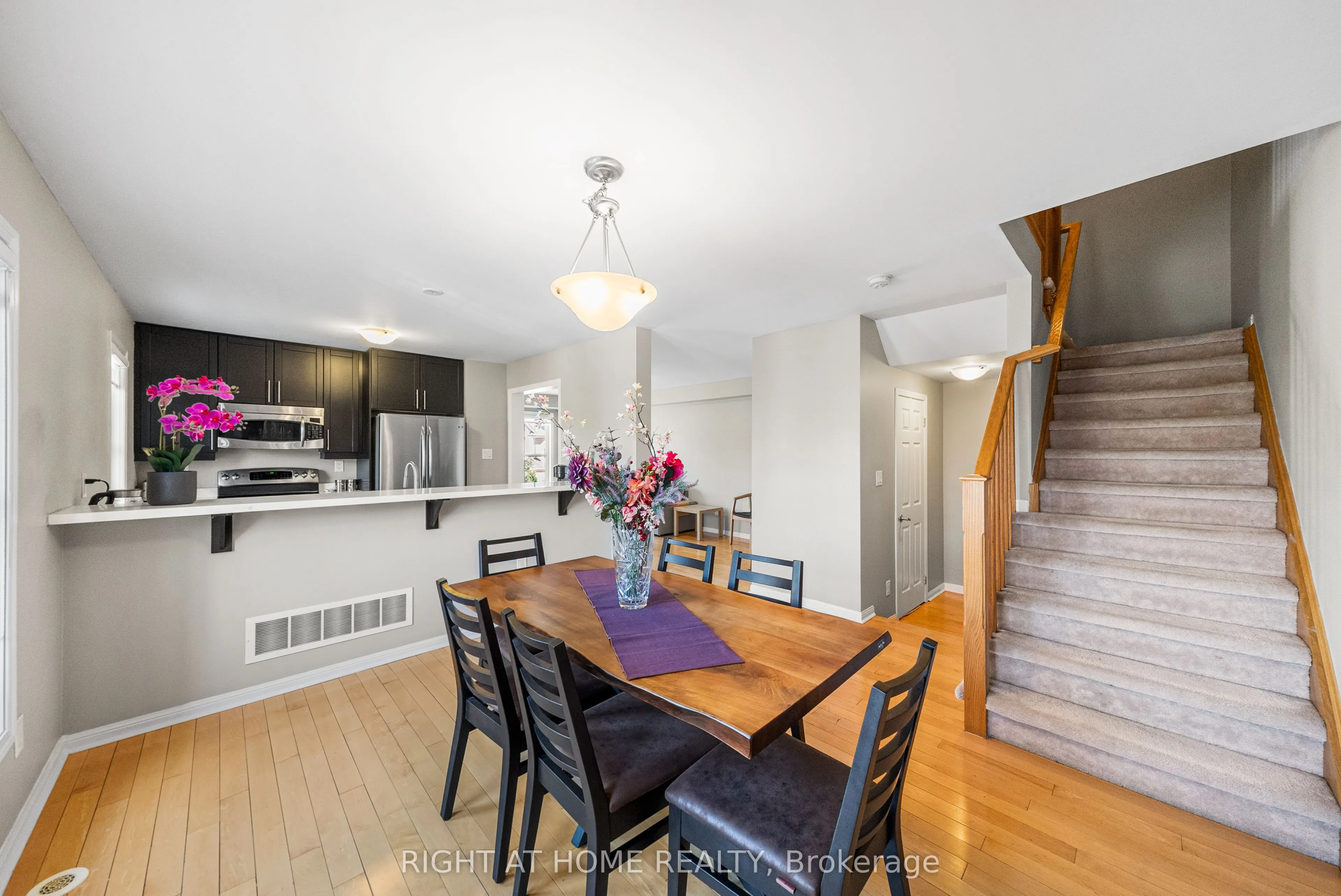 291 Woodley Crescent
