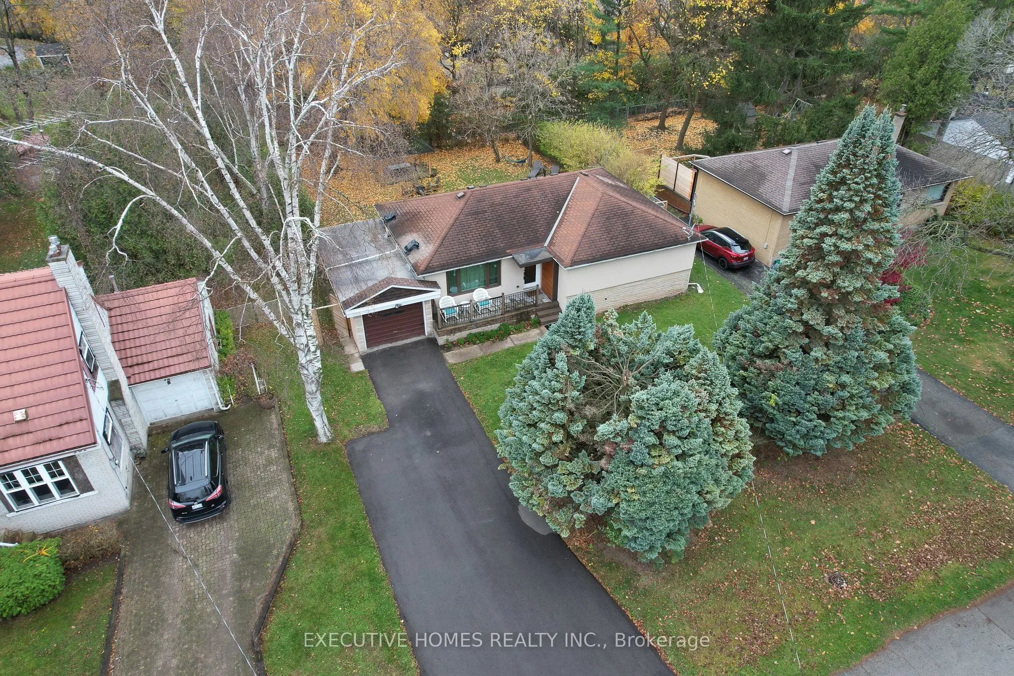 208 Glen Oak Drive