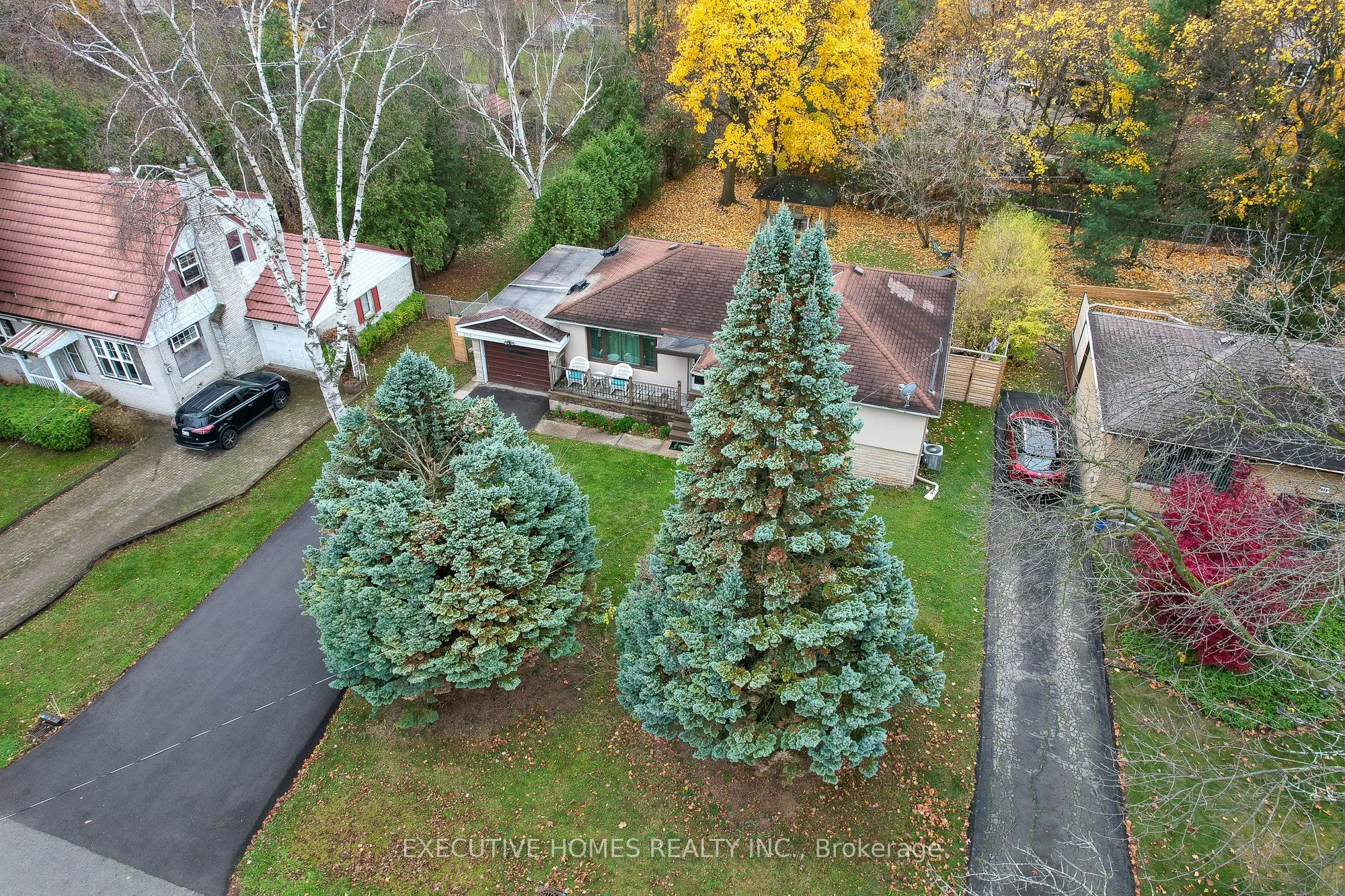 208 Glen Oak Drive