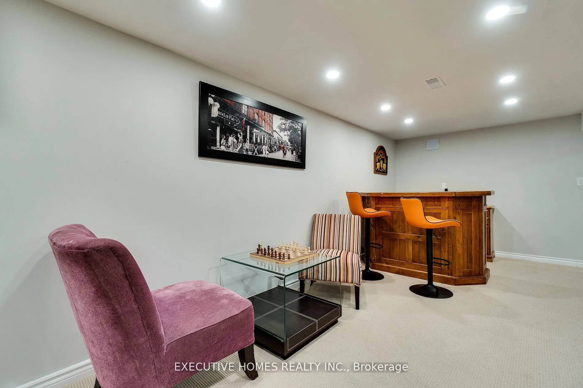 208 Glen Oak Drive
