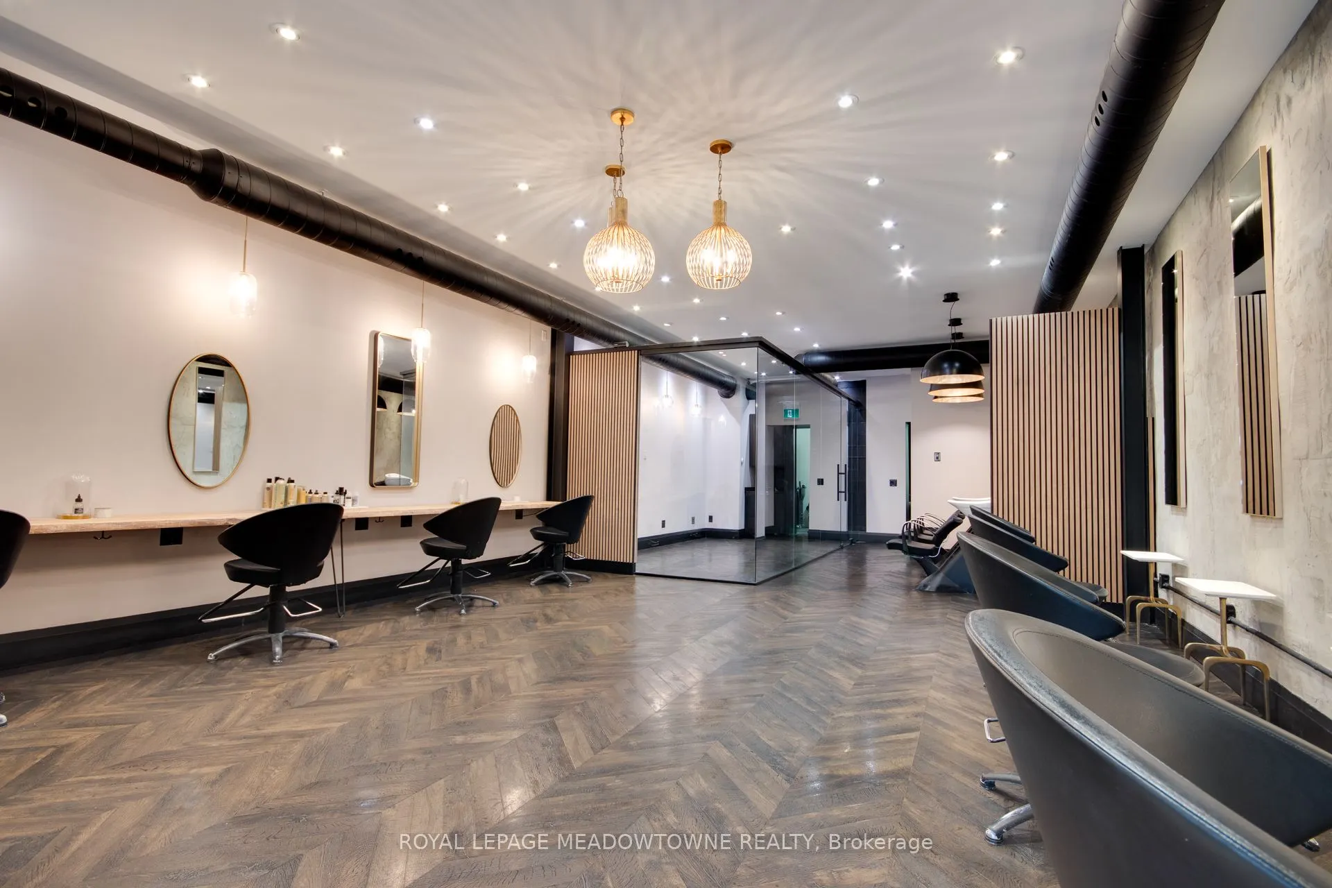 43 Main Street S, #ROOM A