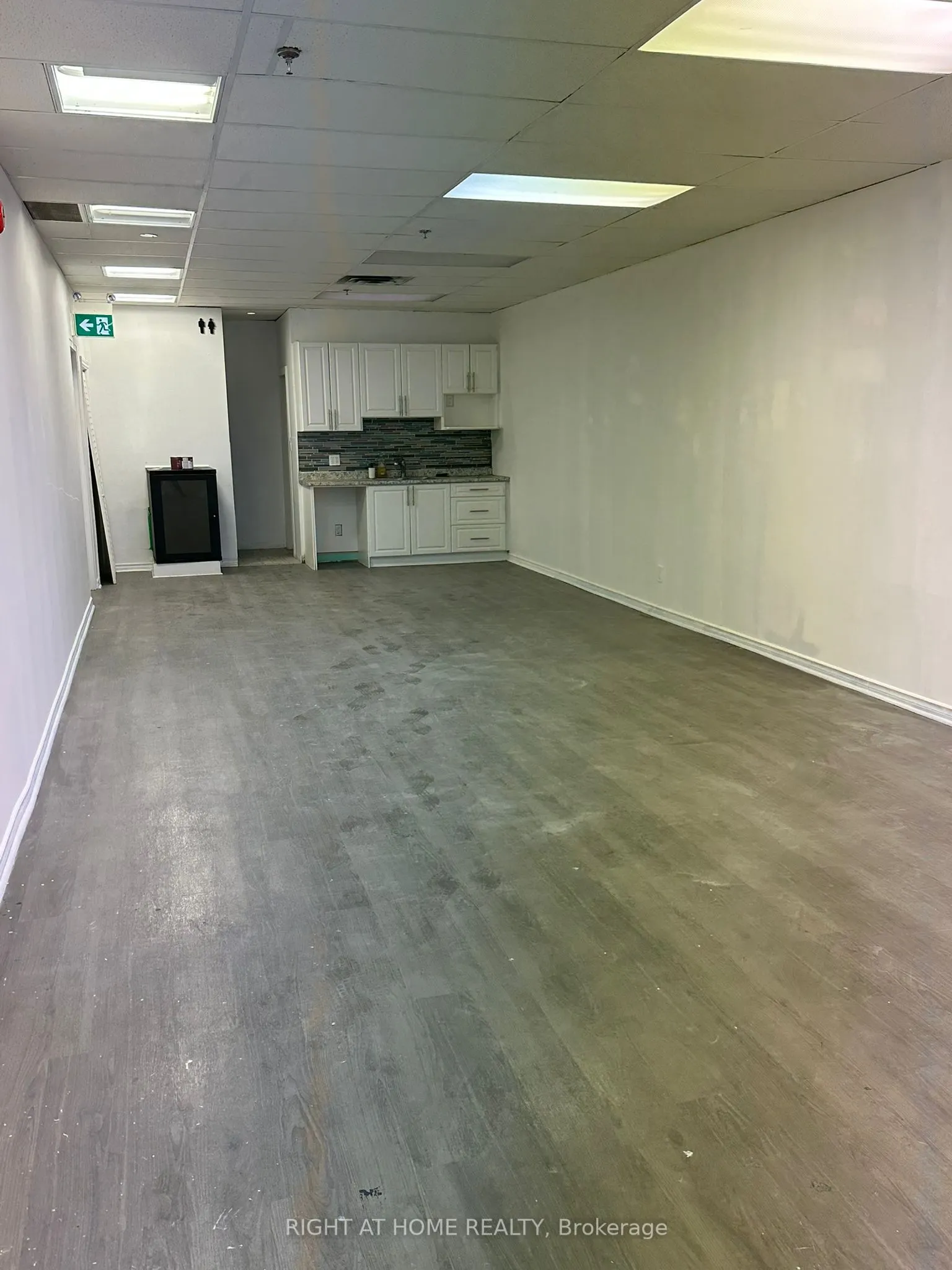 1278 St.Clair Avenue W, #5