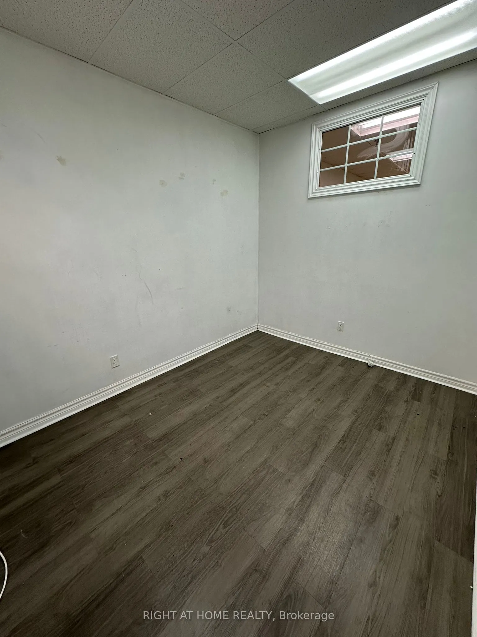 1278 St.Clair Avenue W, #5