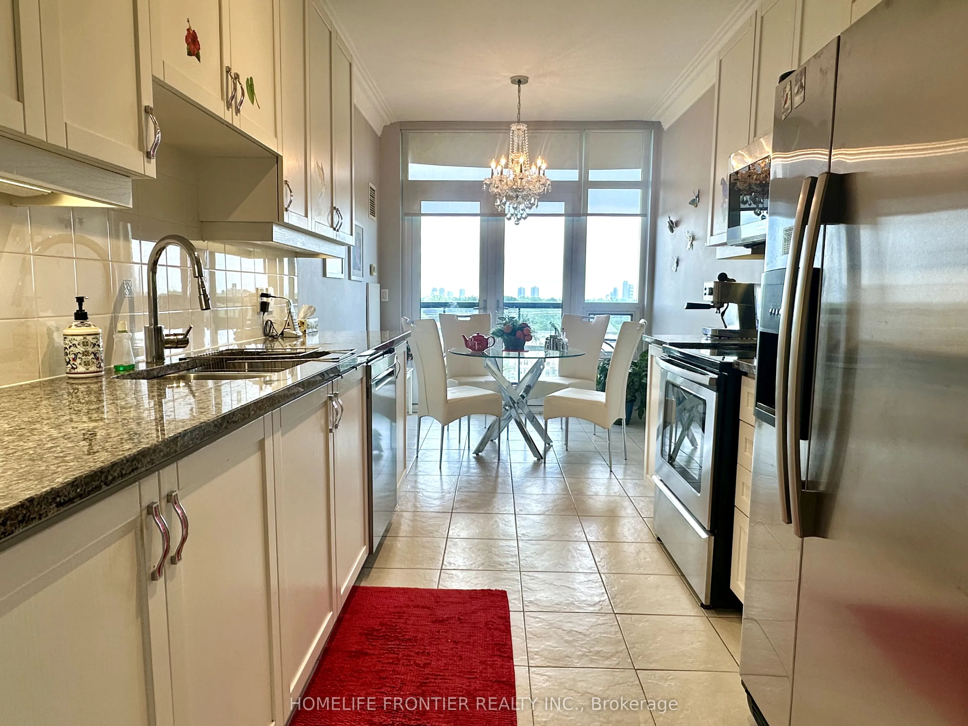 1135 royal york Road, #903