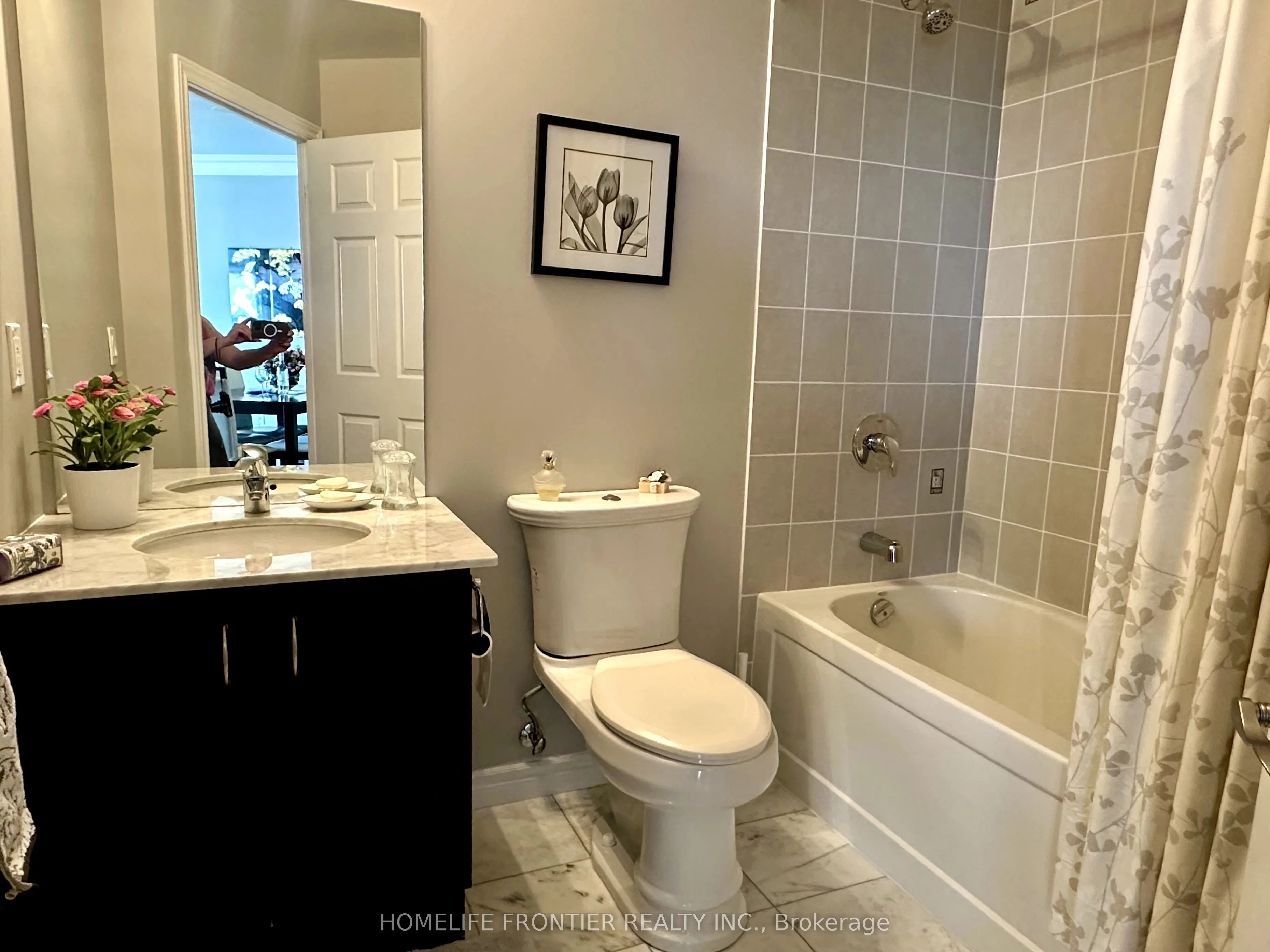 1135 royal york Road, #903