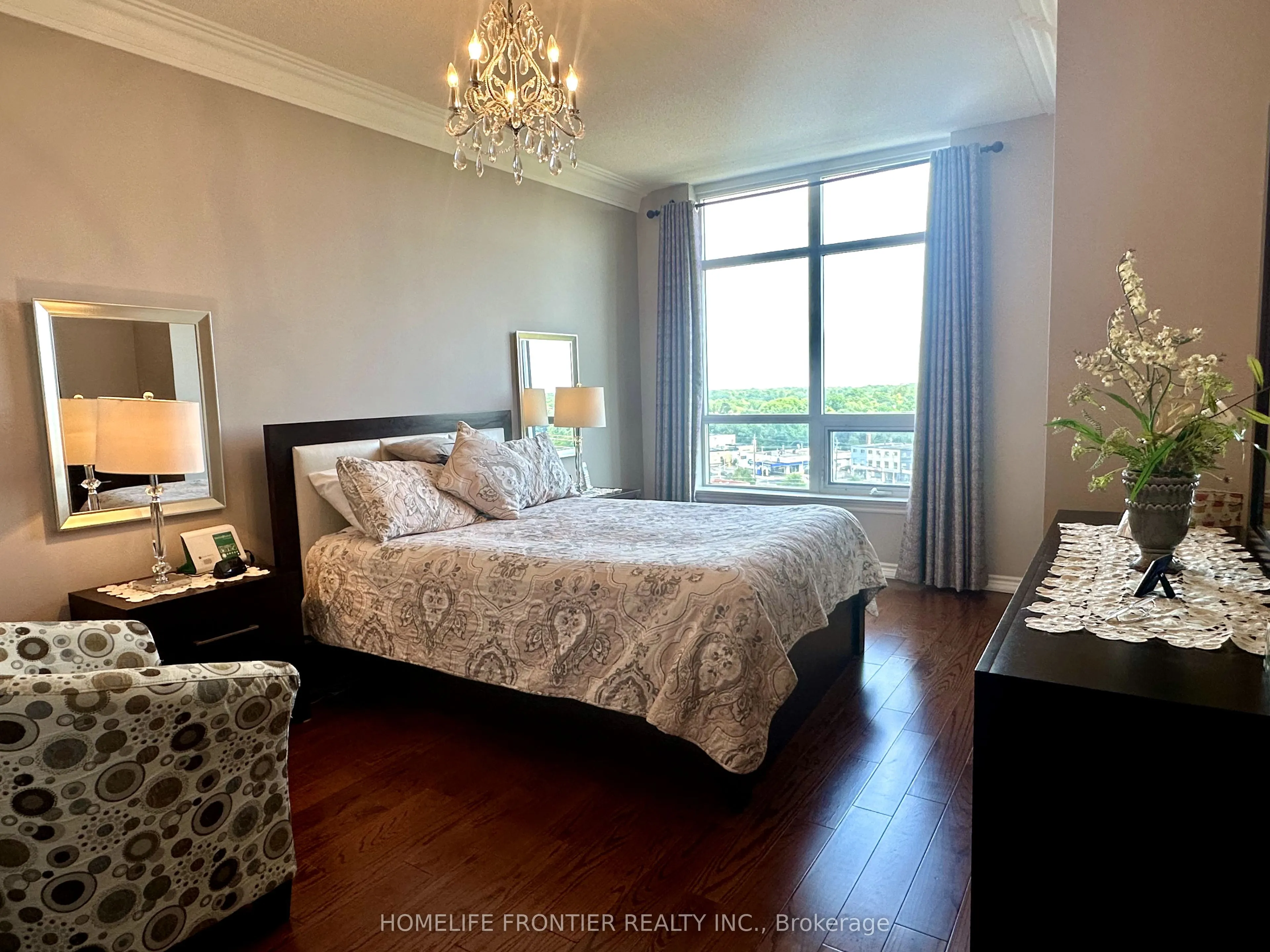 1135 royal york Road, #903