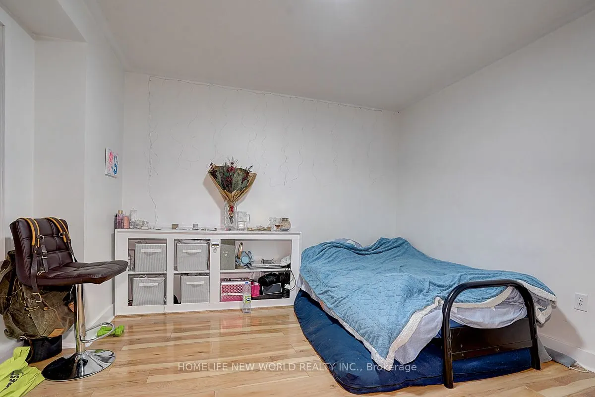 199 Hillcrest Avenue, #10