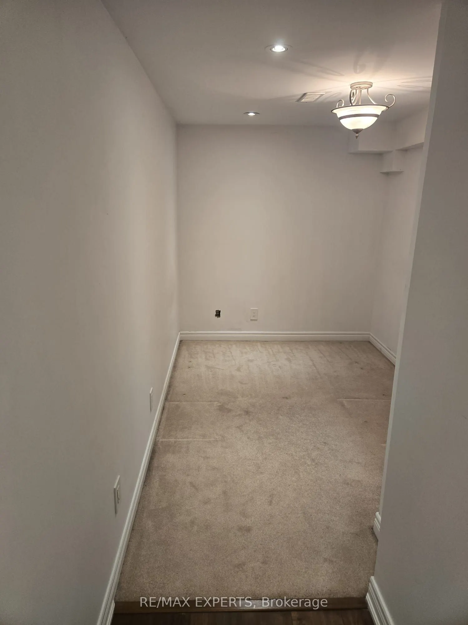 20 Deer Valley Drive #Bsmt