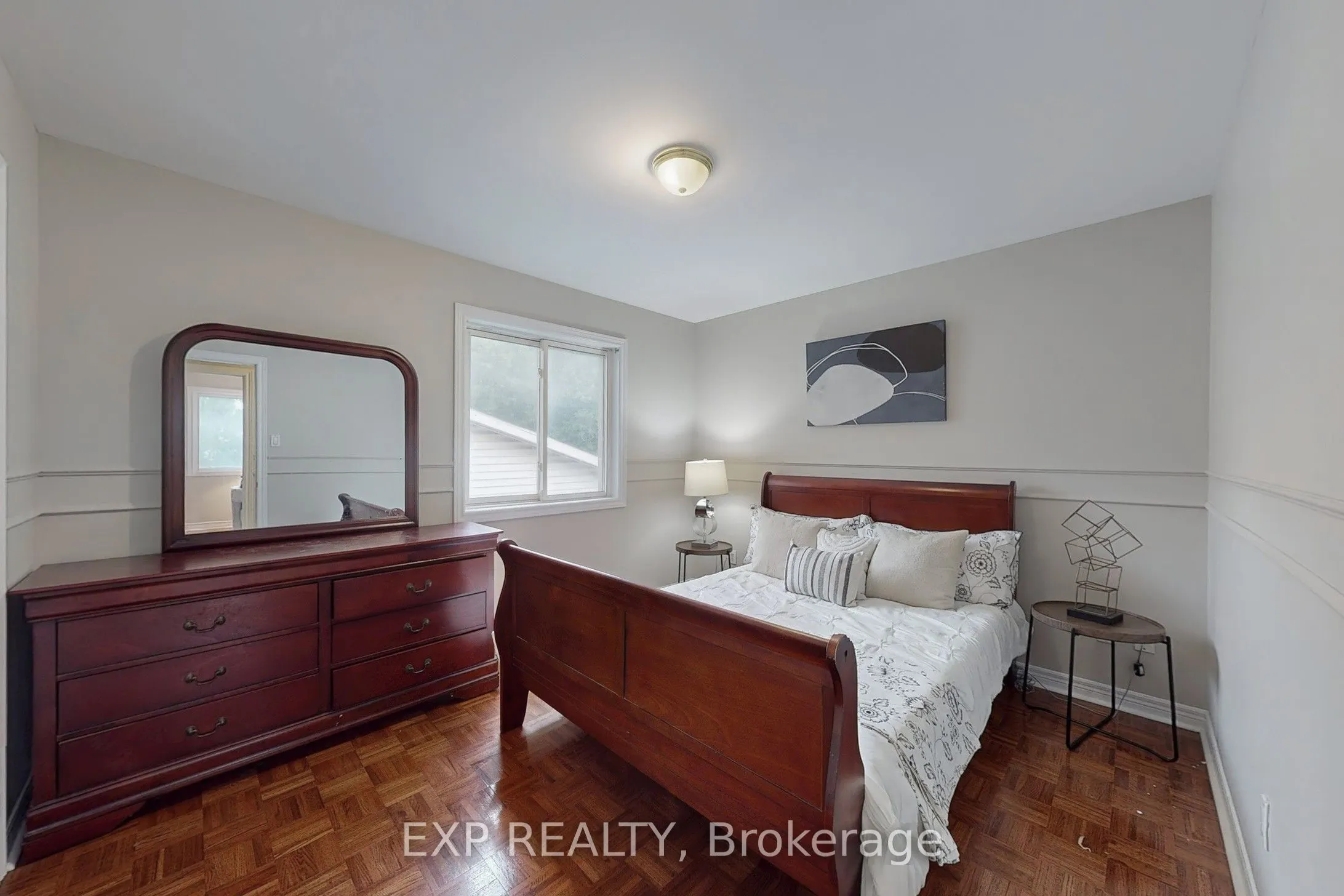 6 English Street