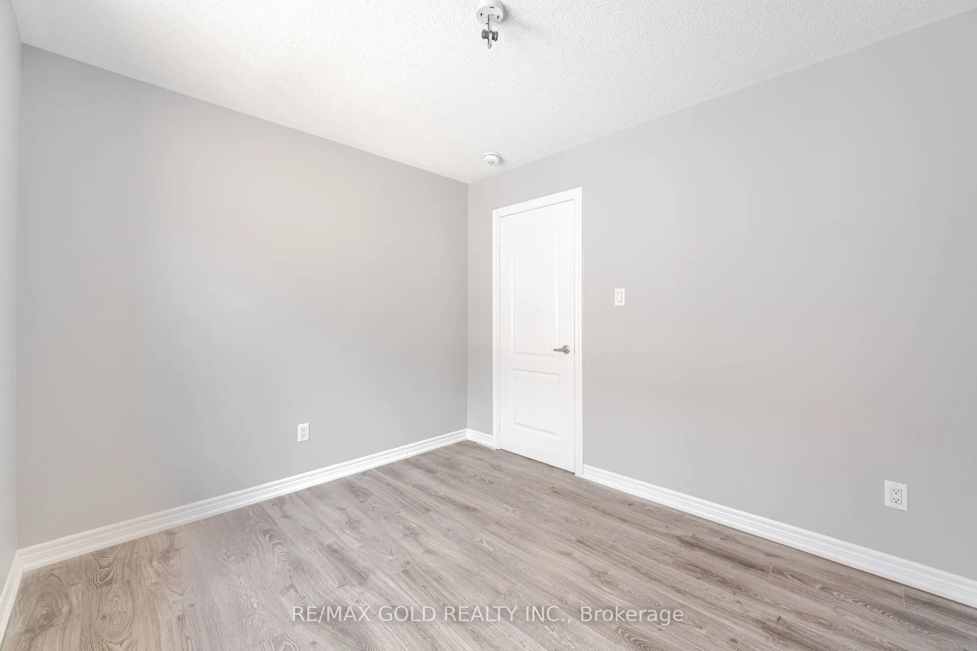 67 Yardley Crescent