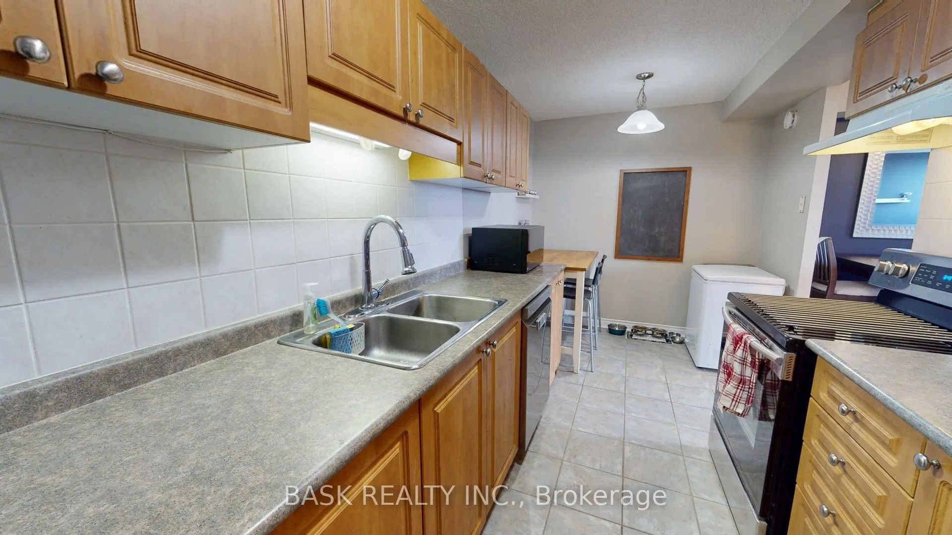 2900 Battleford Road, #706