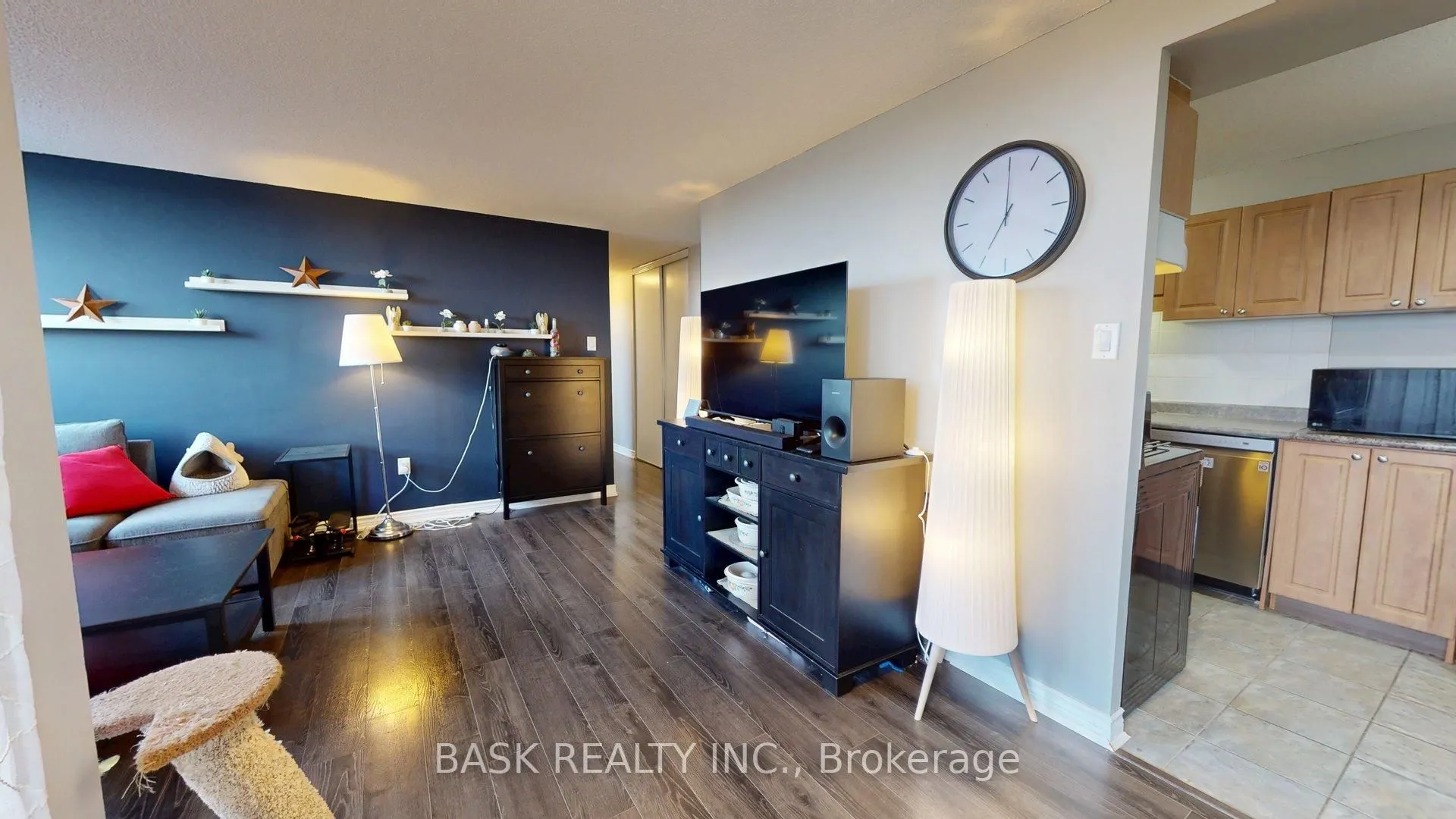 2900 Battleford Road, #706