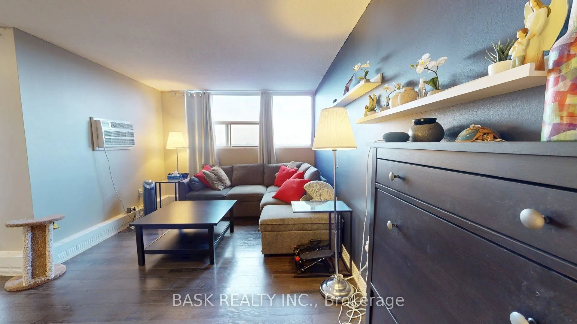 2900 Battleford Road, #706