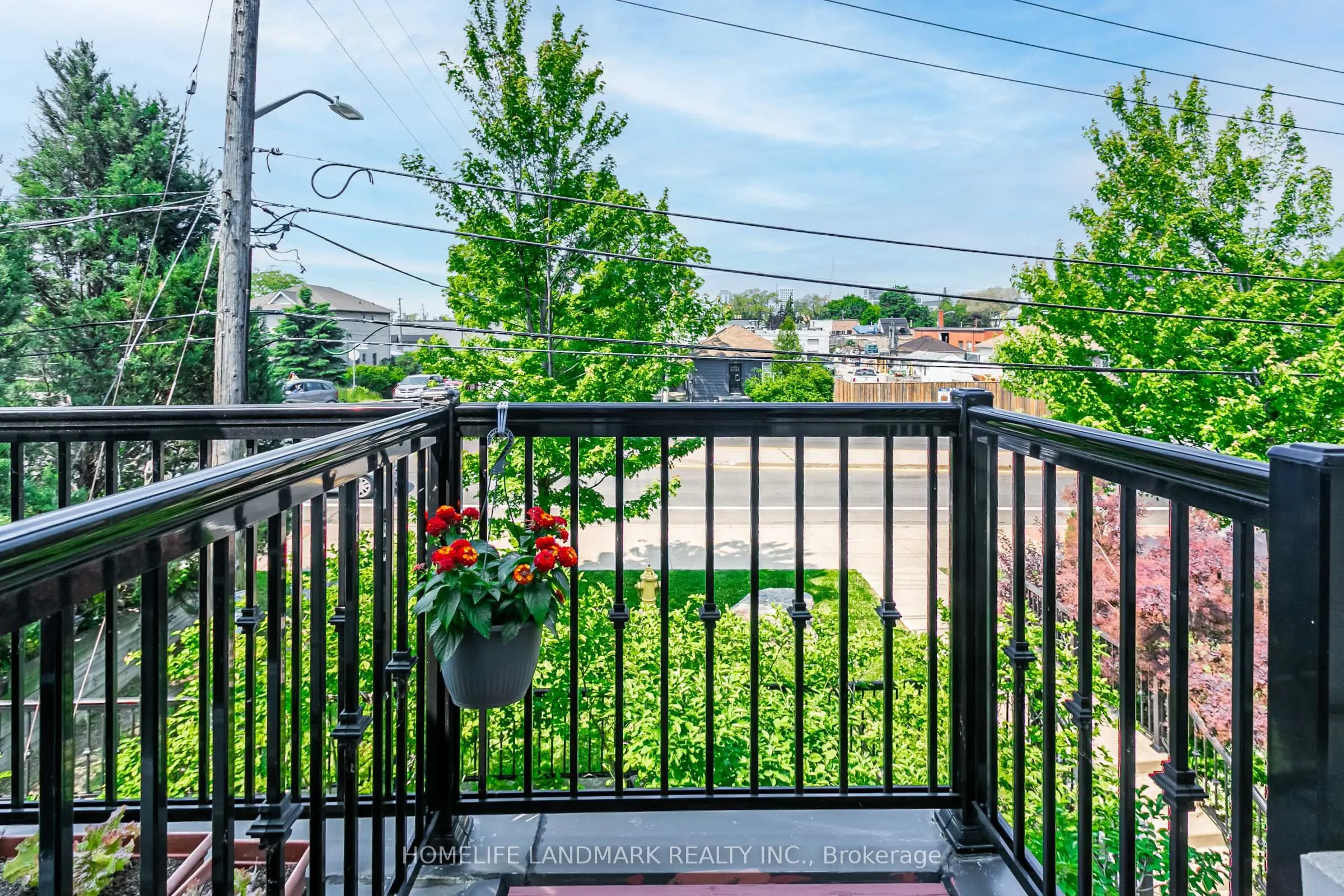 523B Royal York Road