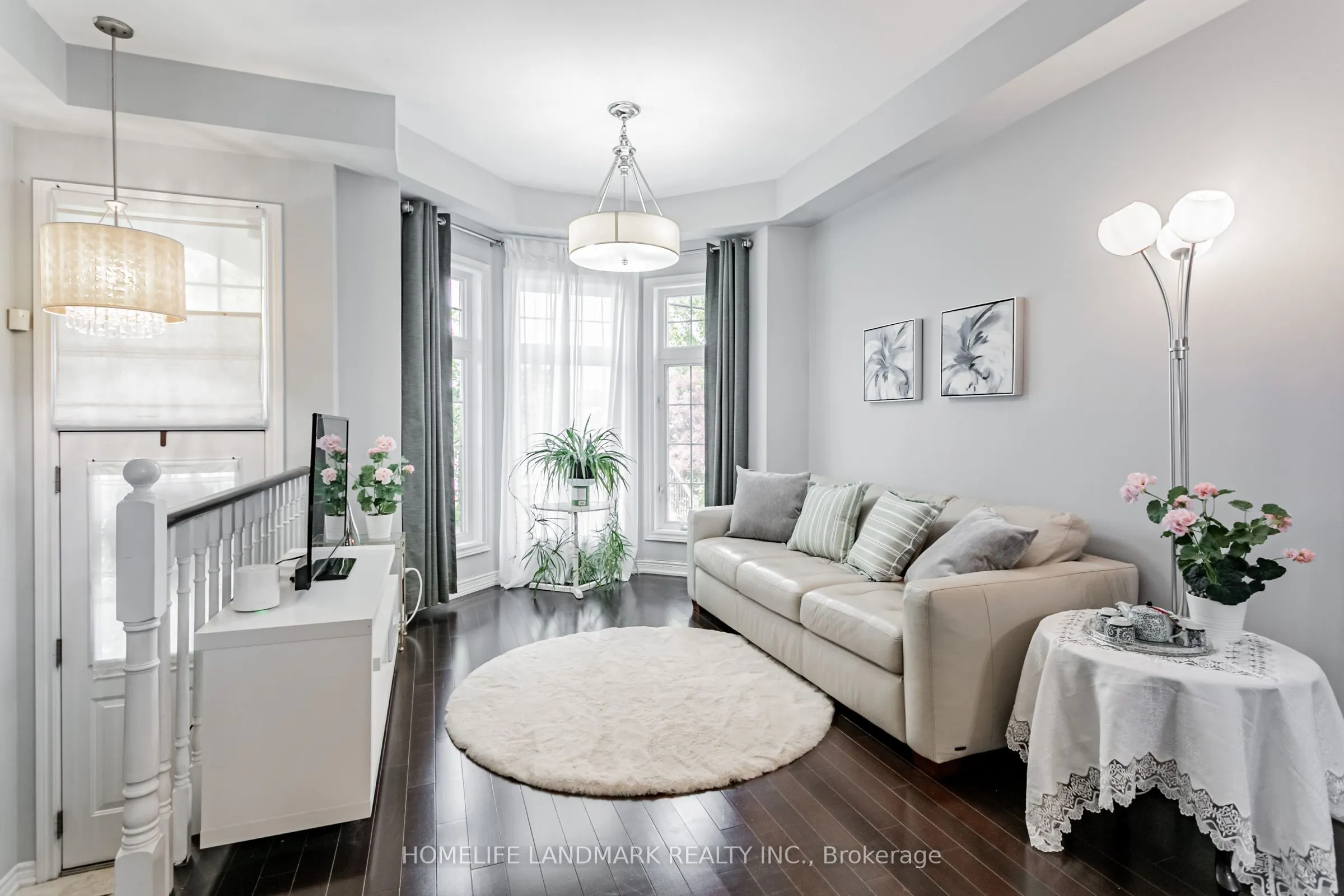 523B Royal York Road