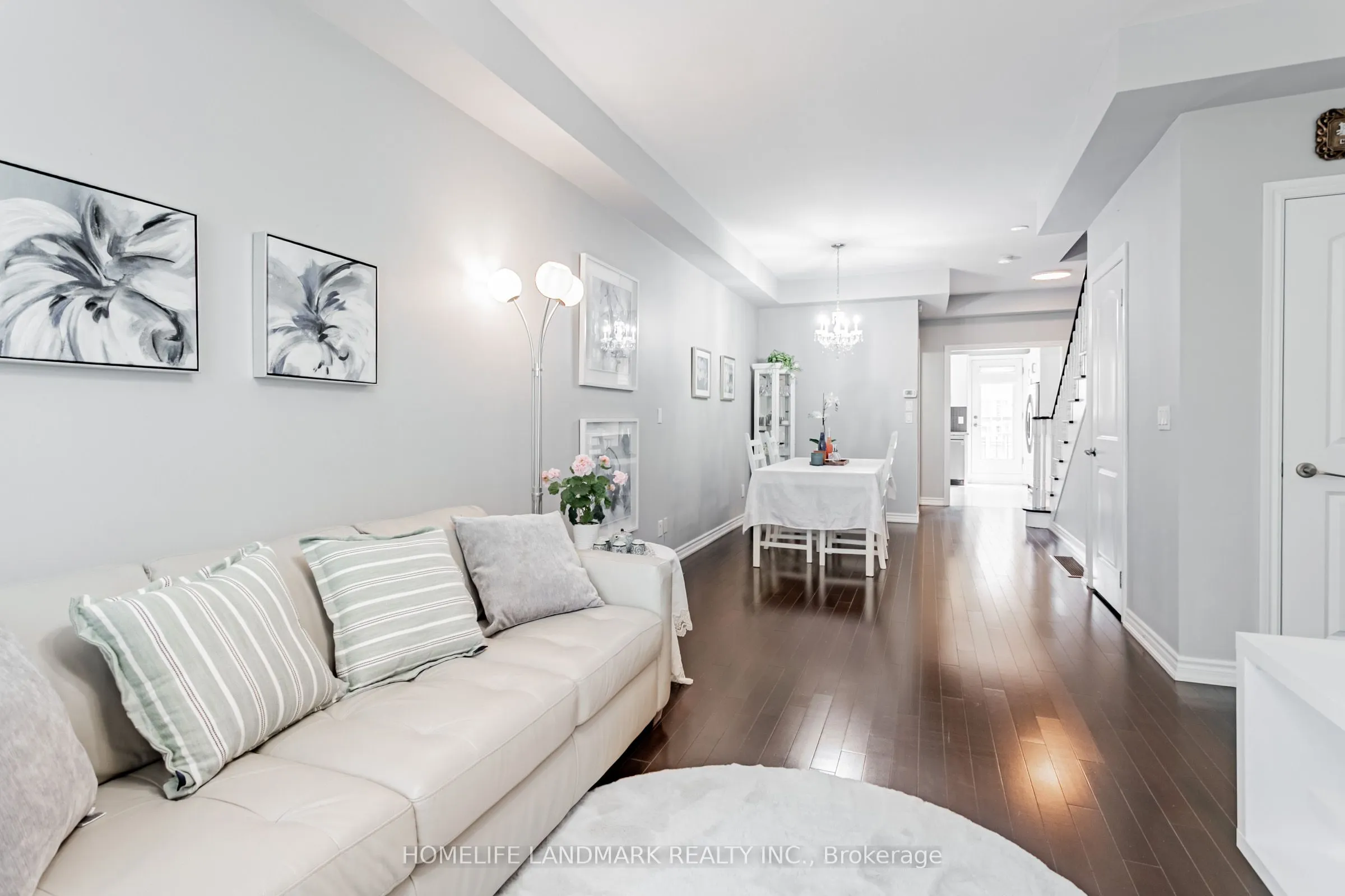 523B Royal York Road