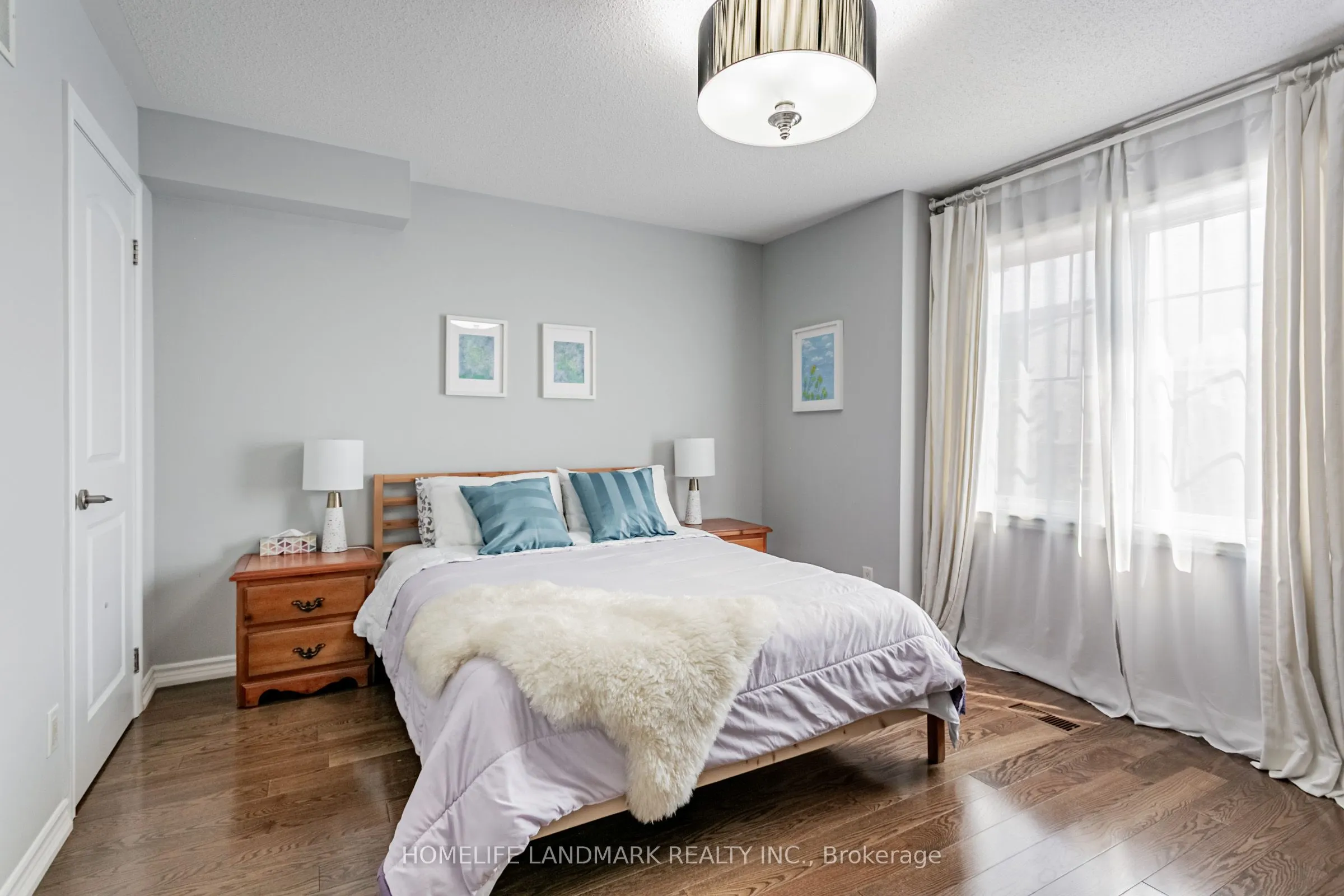 523B Royal York Road