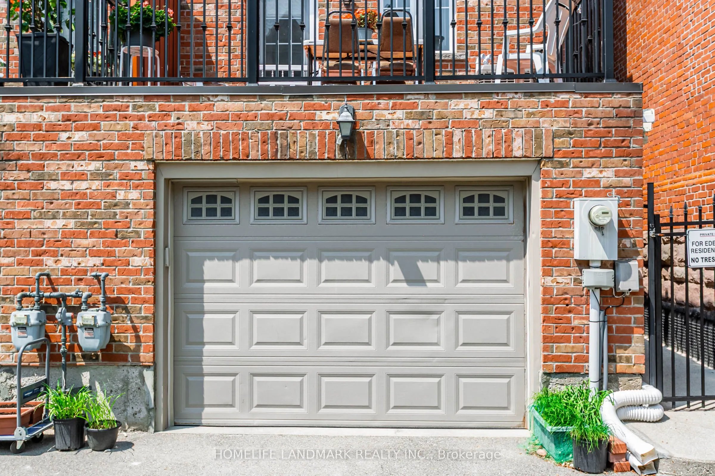 523B Royal York Road
