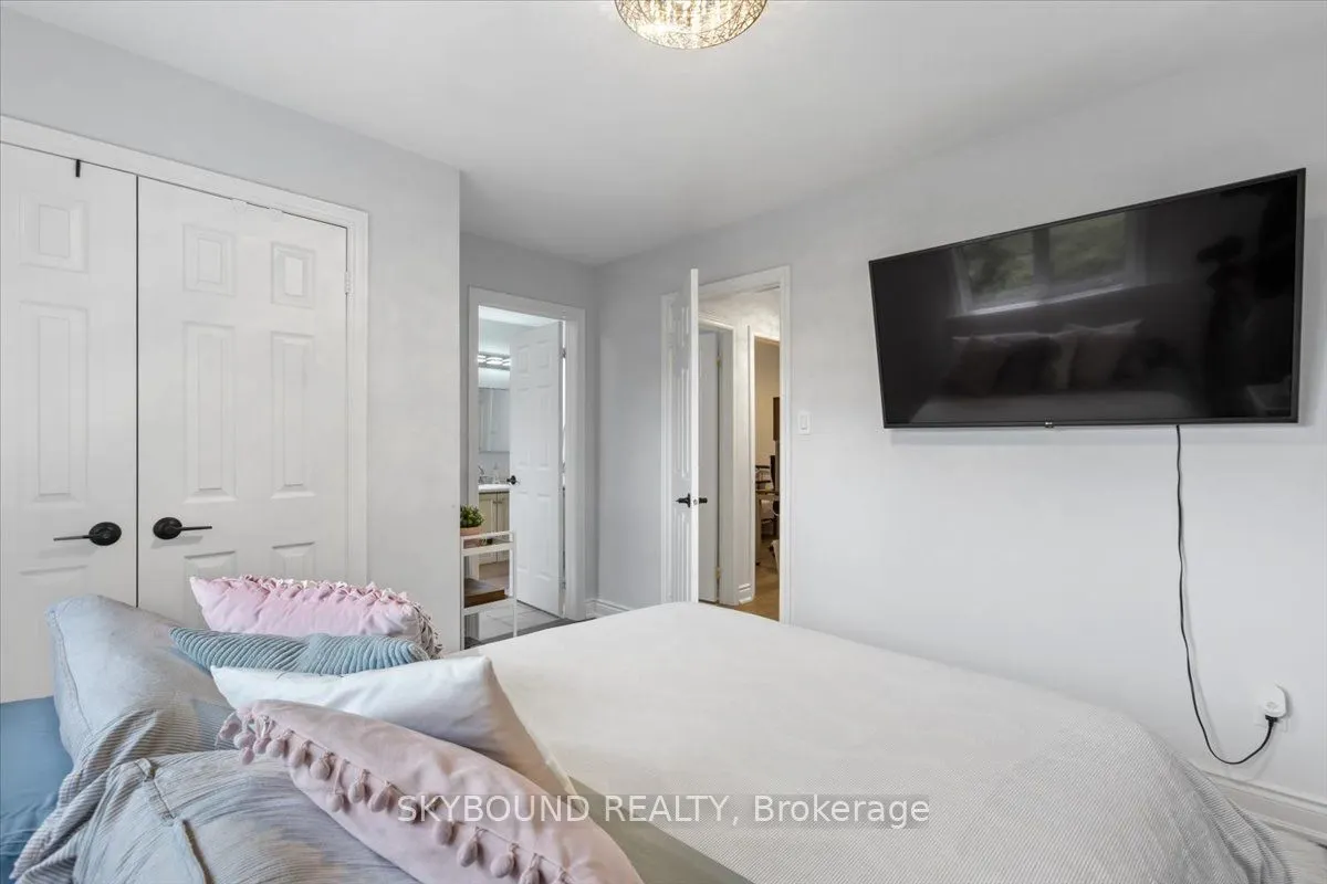 5 Chaplin Crescent