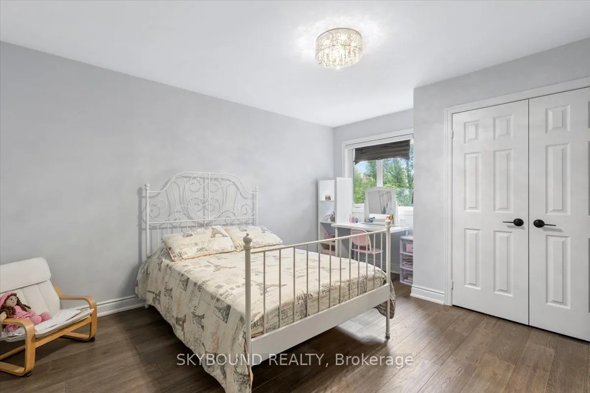 5 Chaplin Crescent