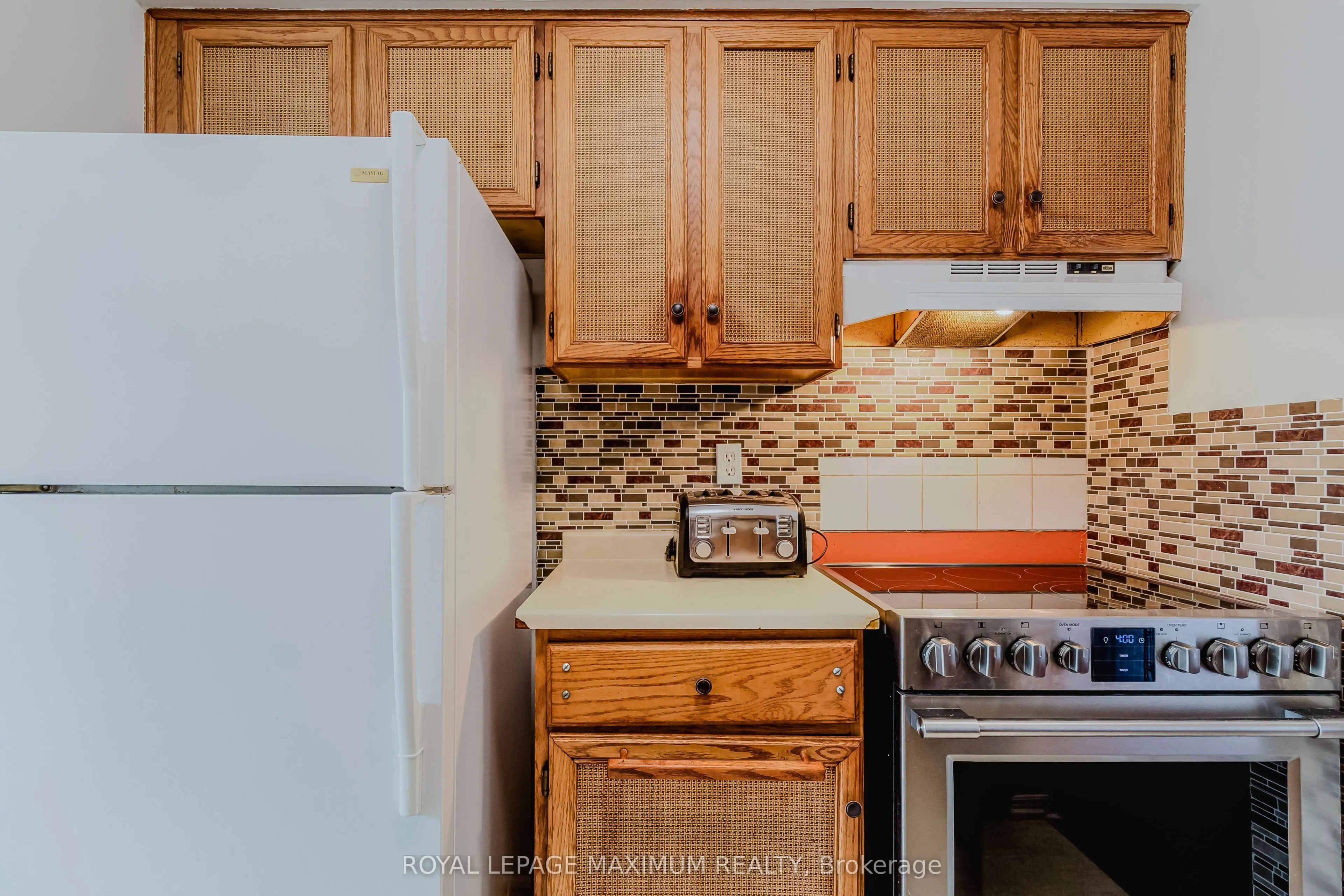 6 Cassander Crescent