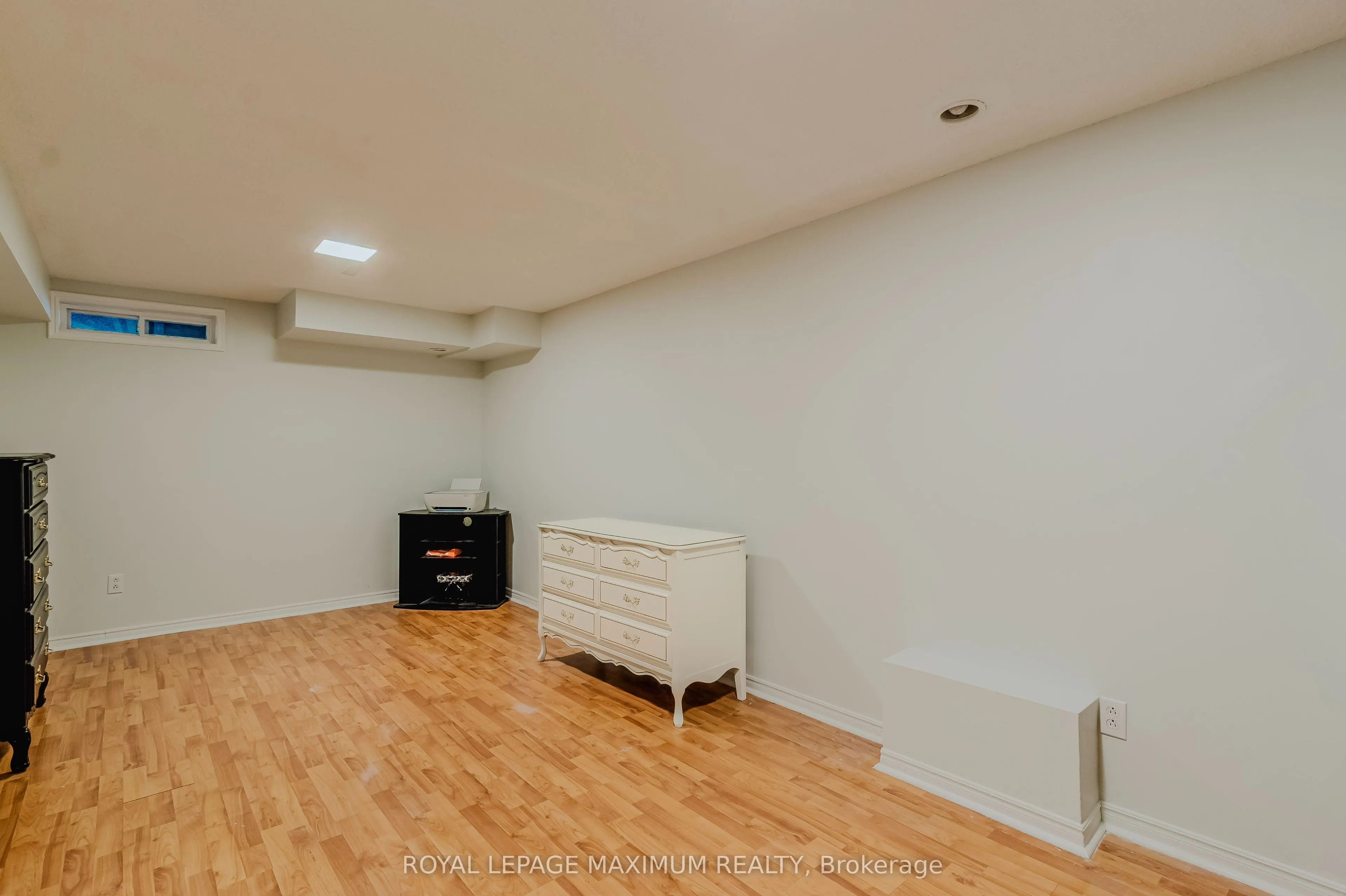 6 Cassander Crescent