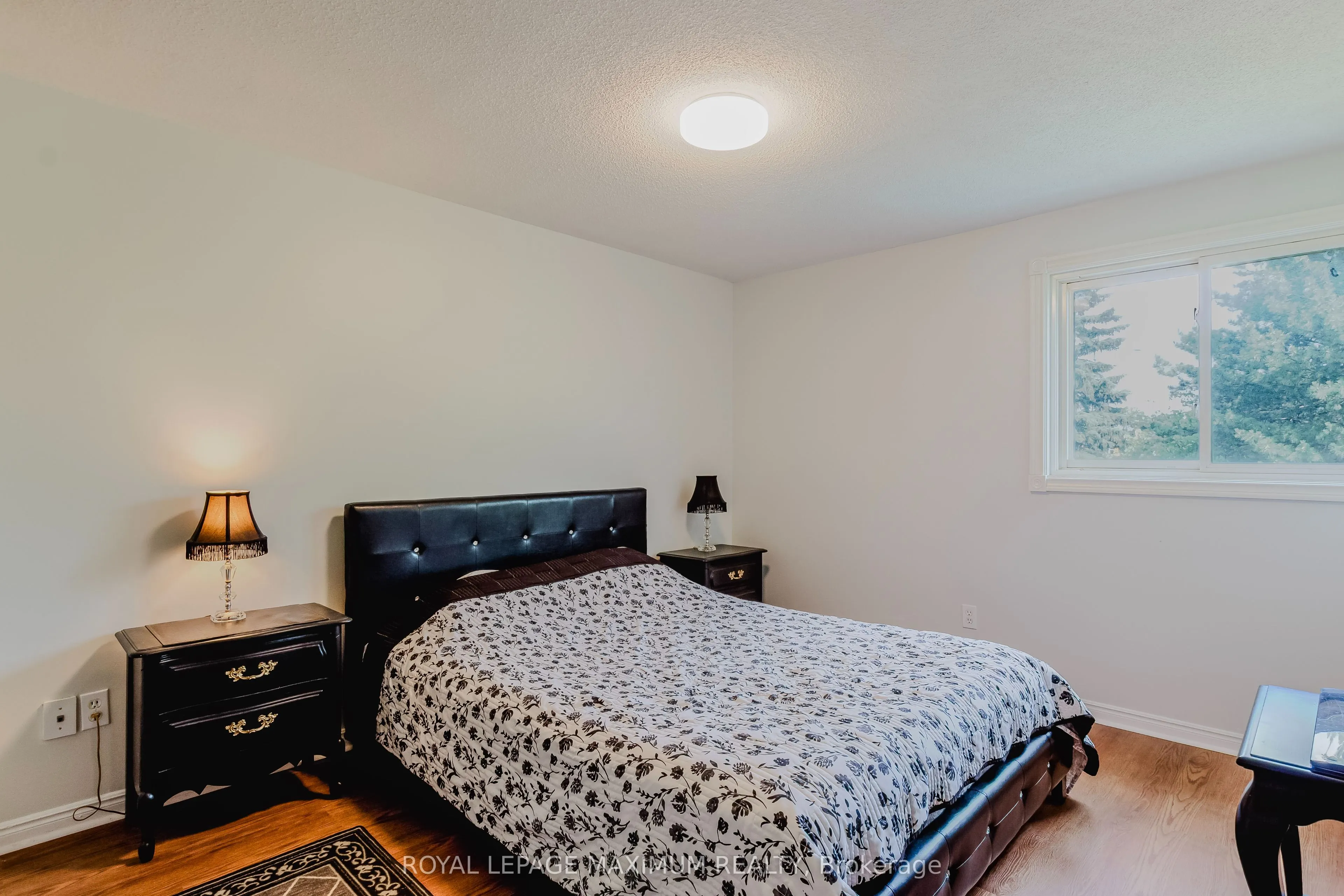 6 Cassander Crescent