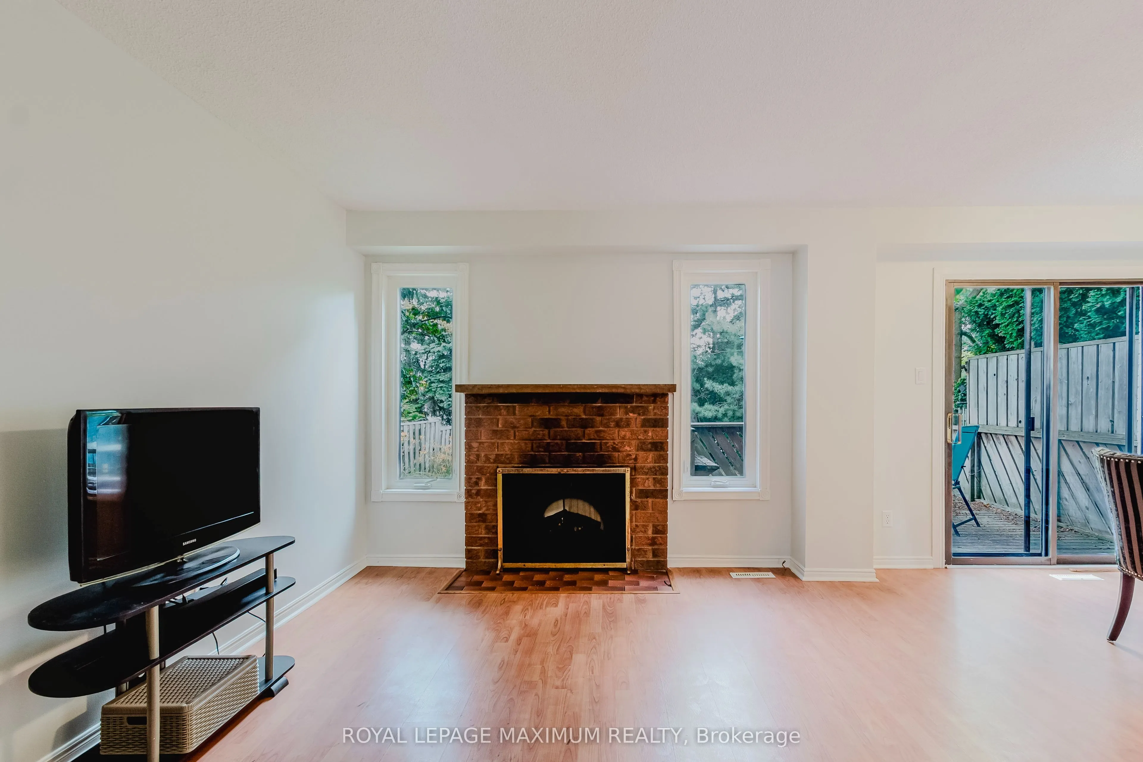 6 Cassander Crescent