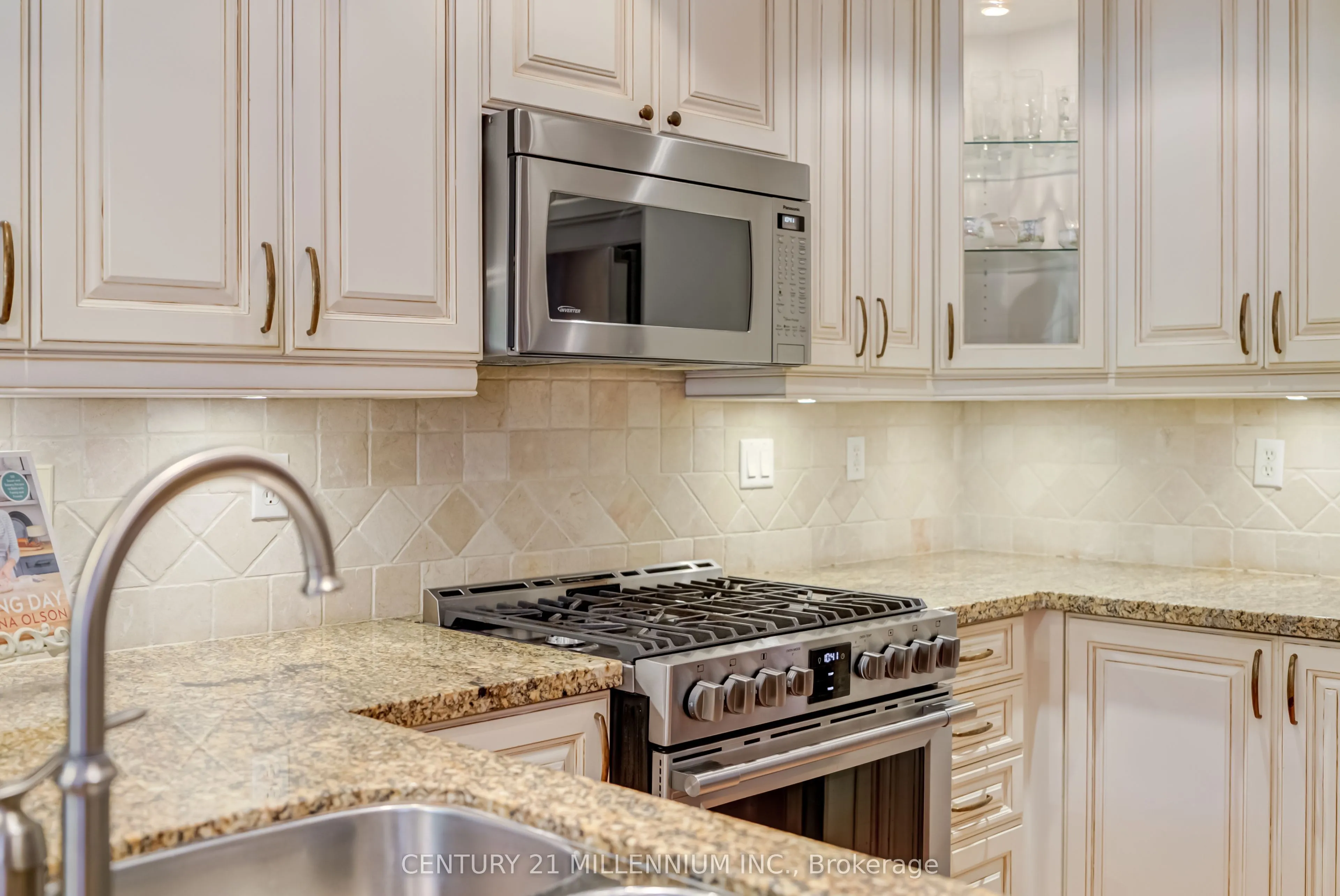 3854 Foxborough Trail