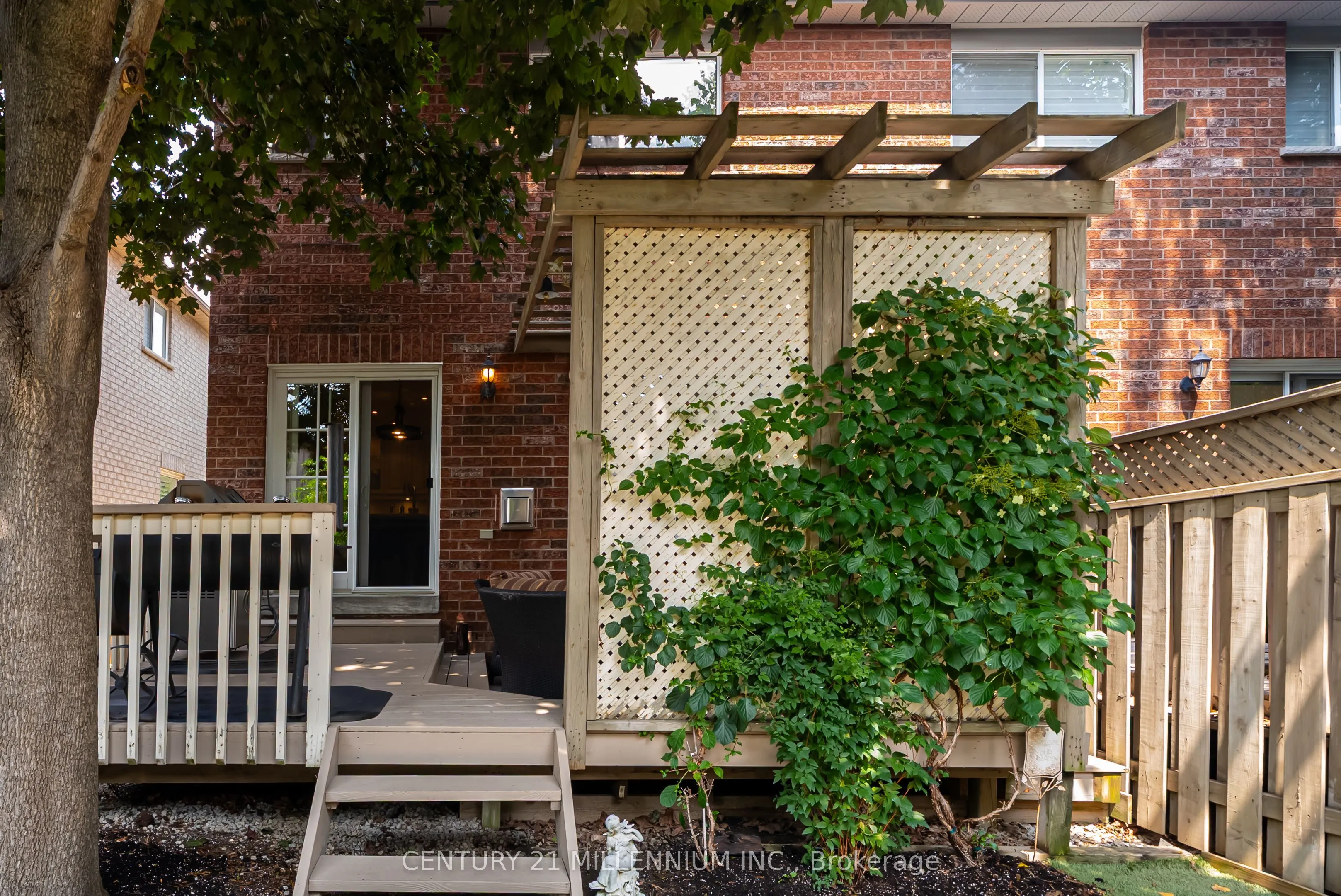 3854 Foxborough Trail