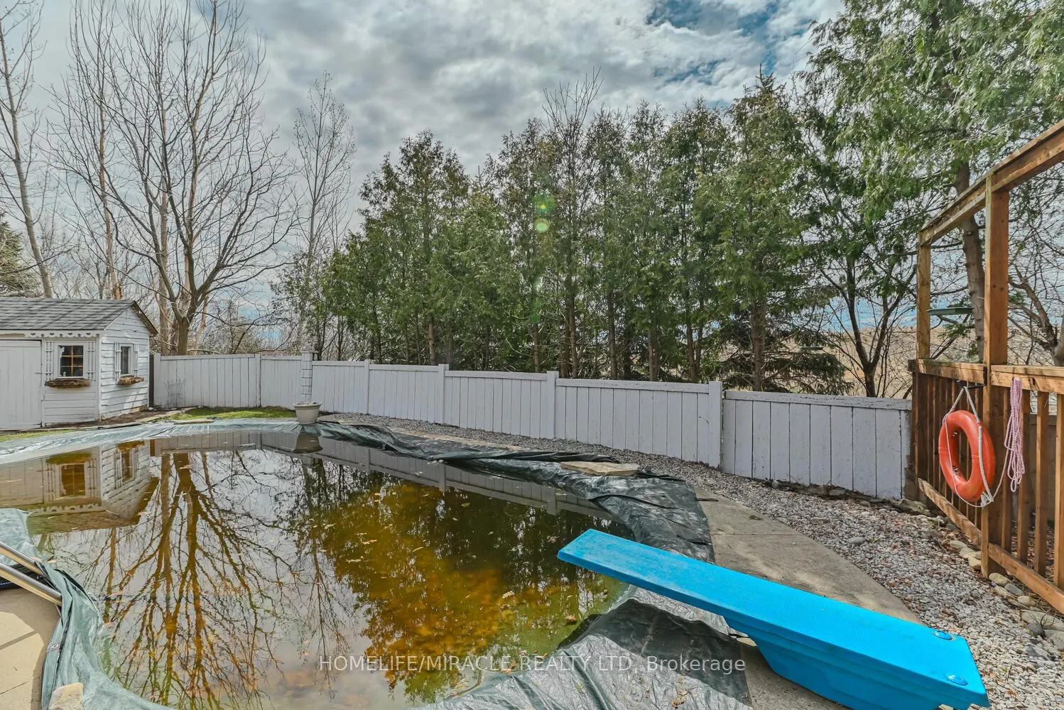 32 Plover Place
