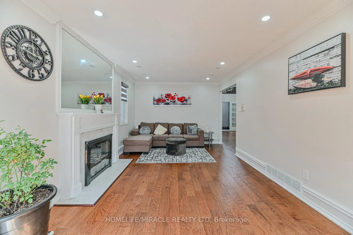 32 Plover Place