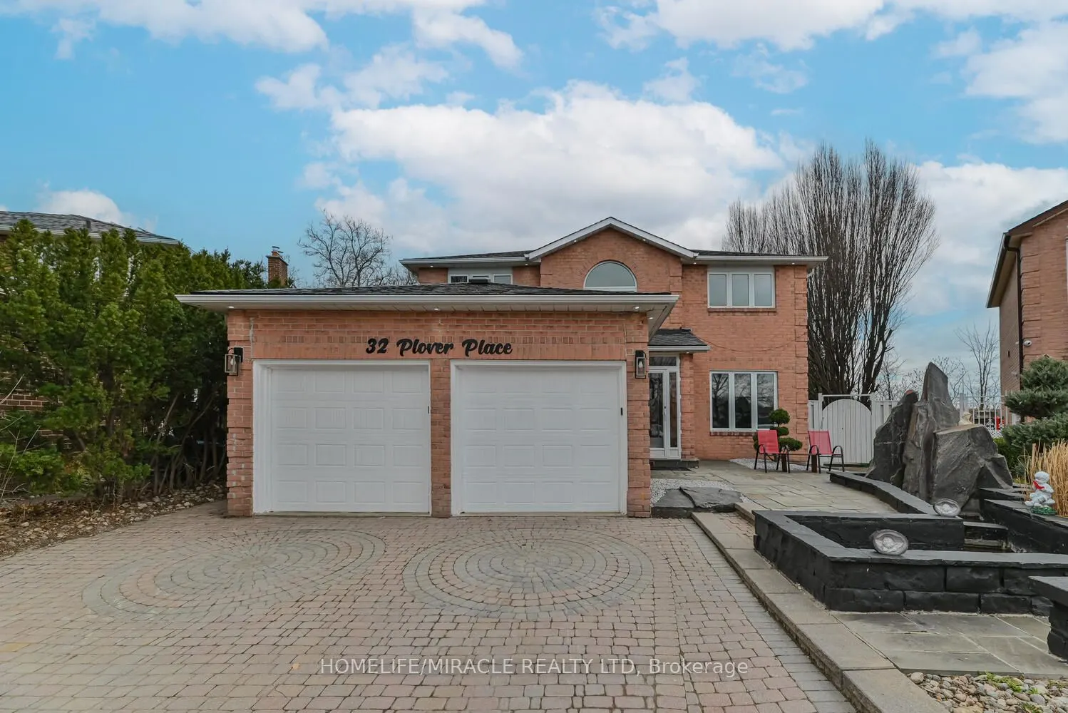 32 Plover Place