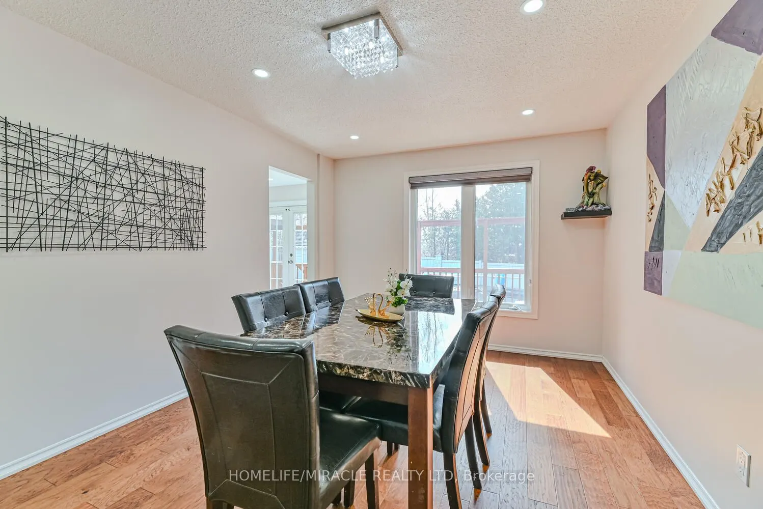 32 Plover Place