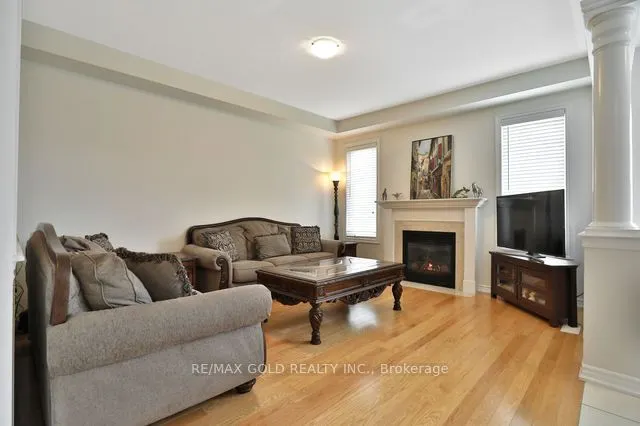 2457 Quetico Crescent
