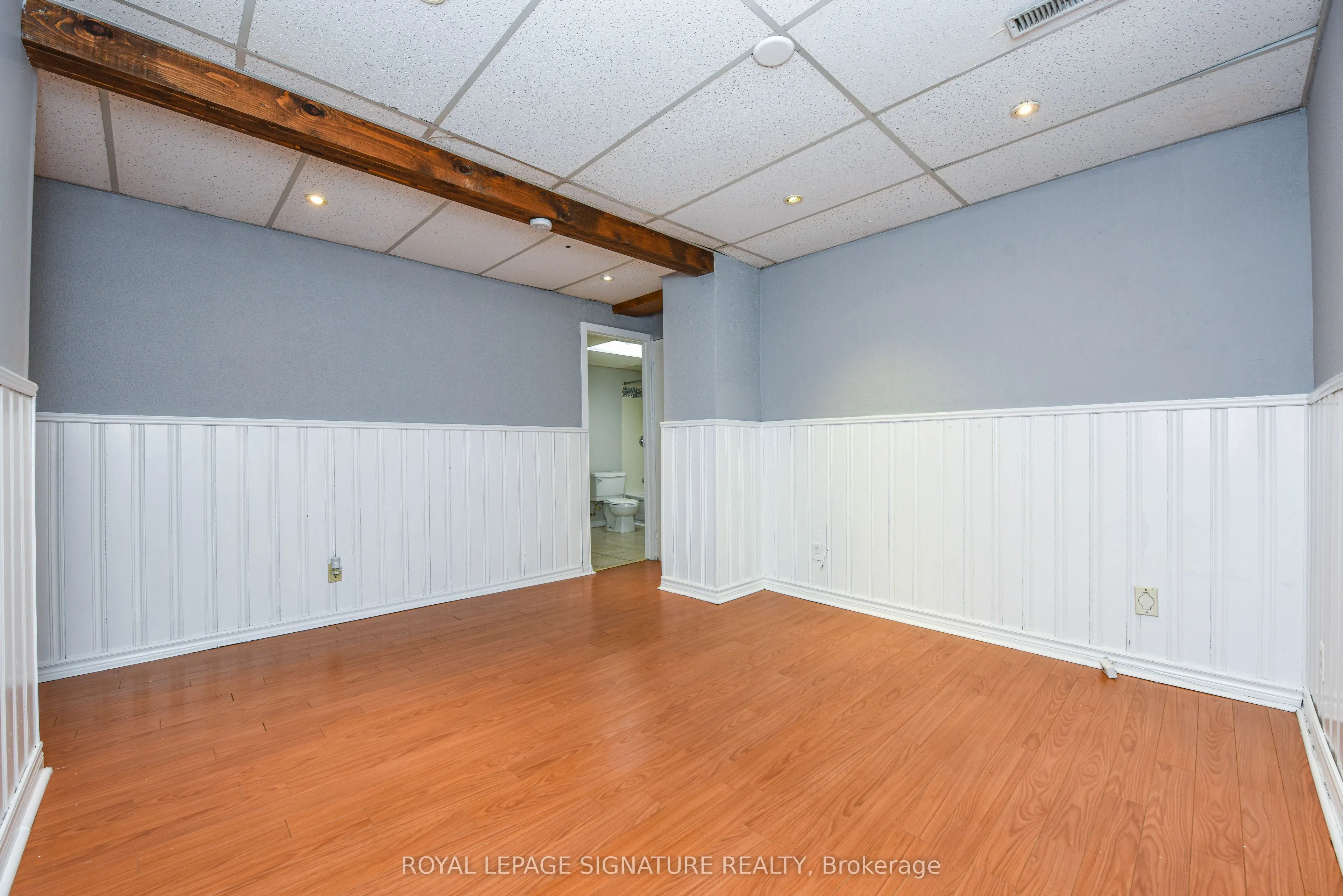 4 Greenleaf Crescent