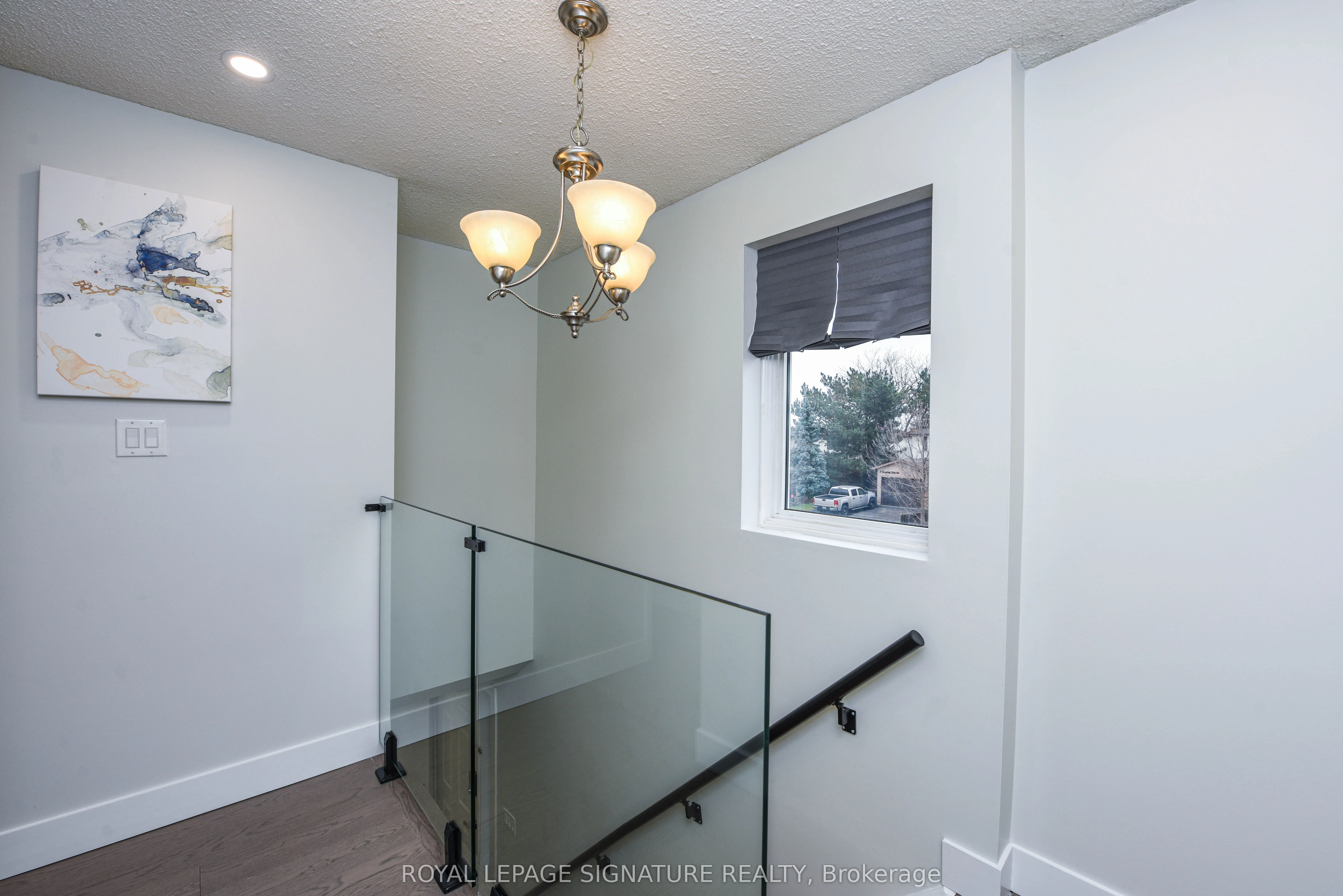 4 Greenleaf Crescent