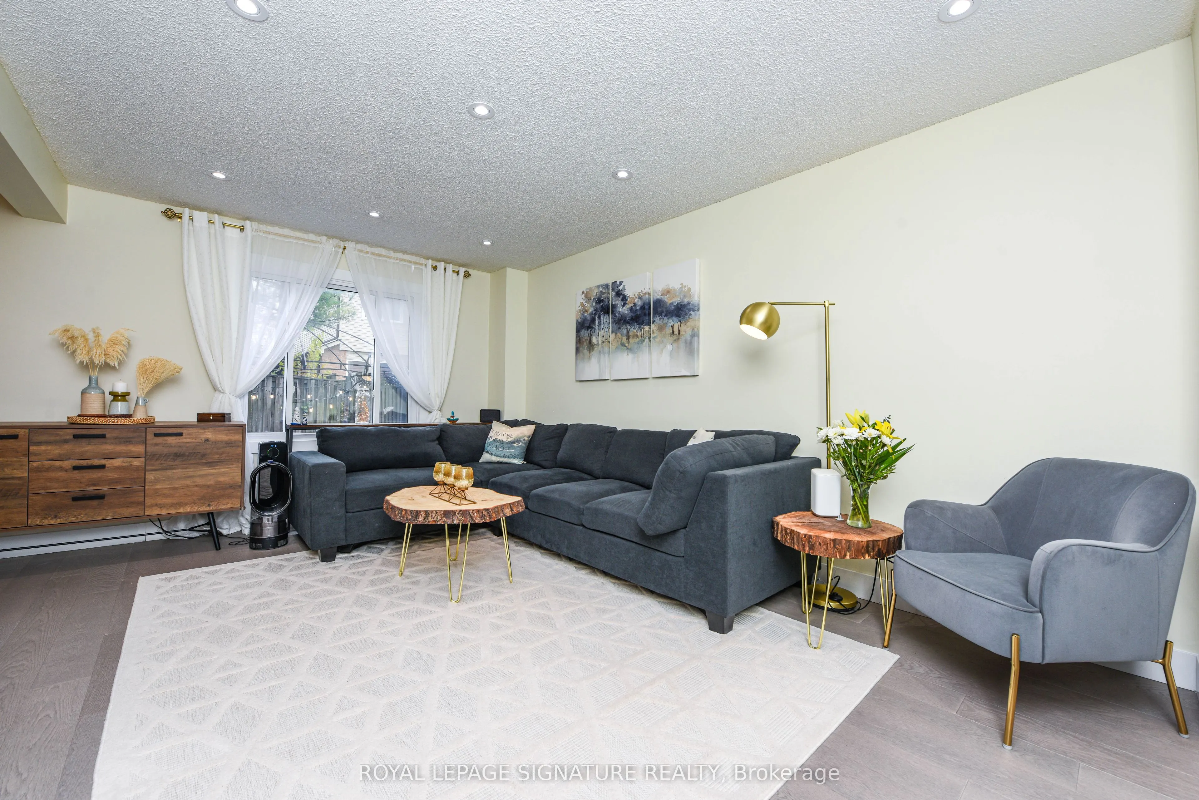4 Greenleaf Crescent