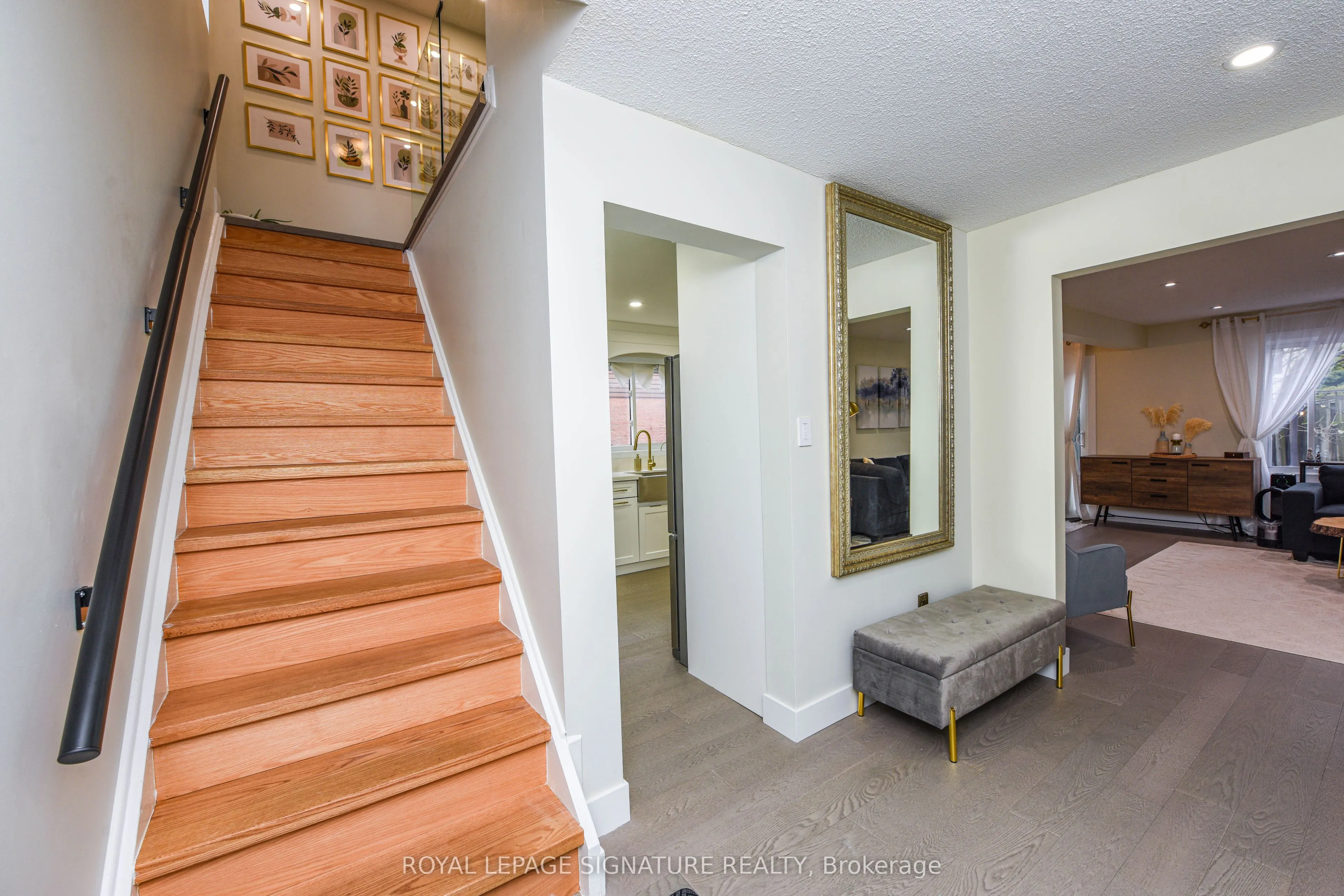 4 Greenleaf Crescent