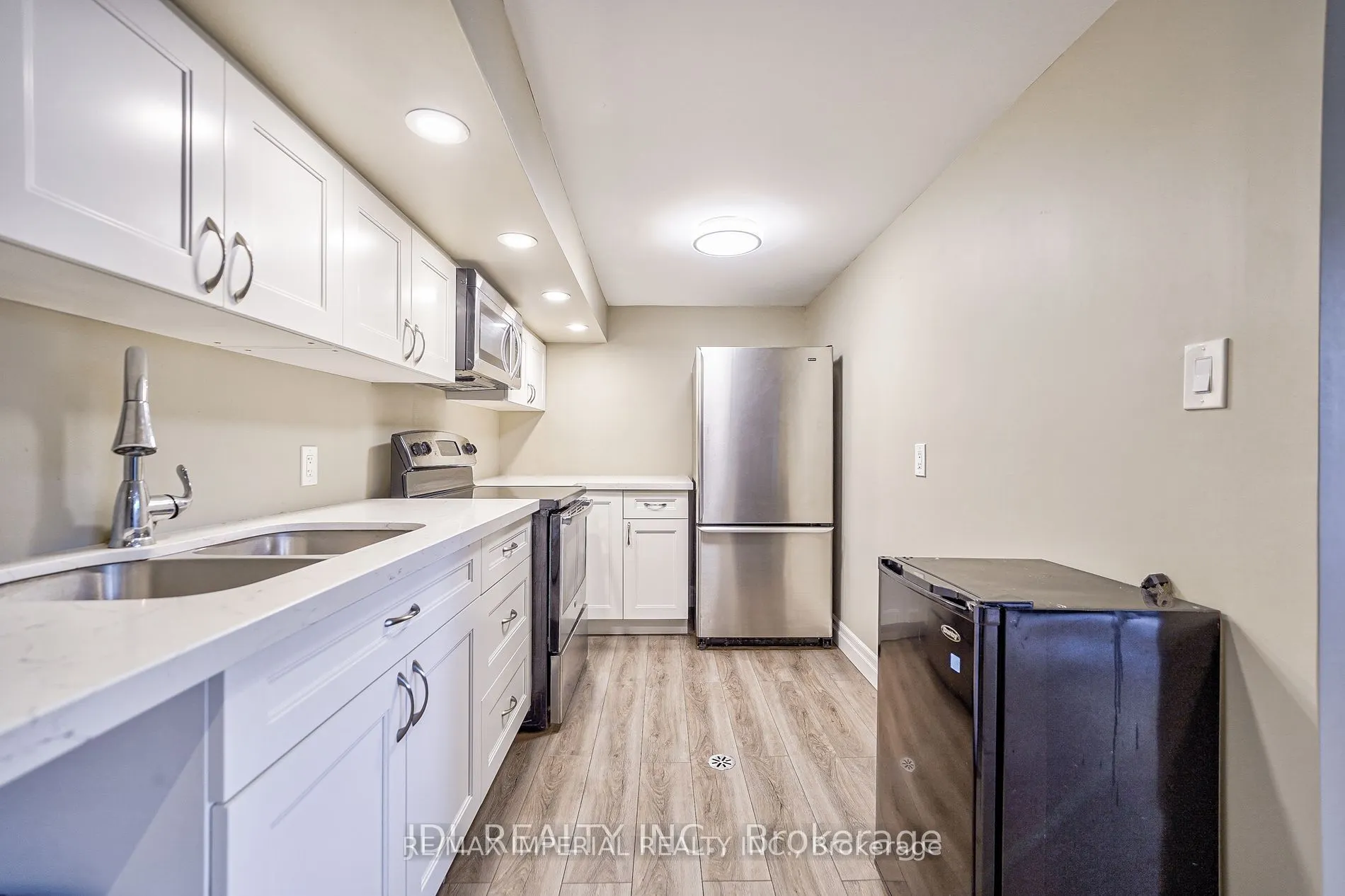 1066 Selby Avenue, #Lower