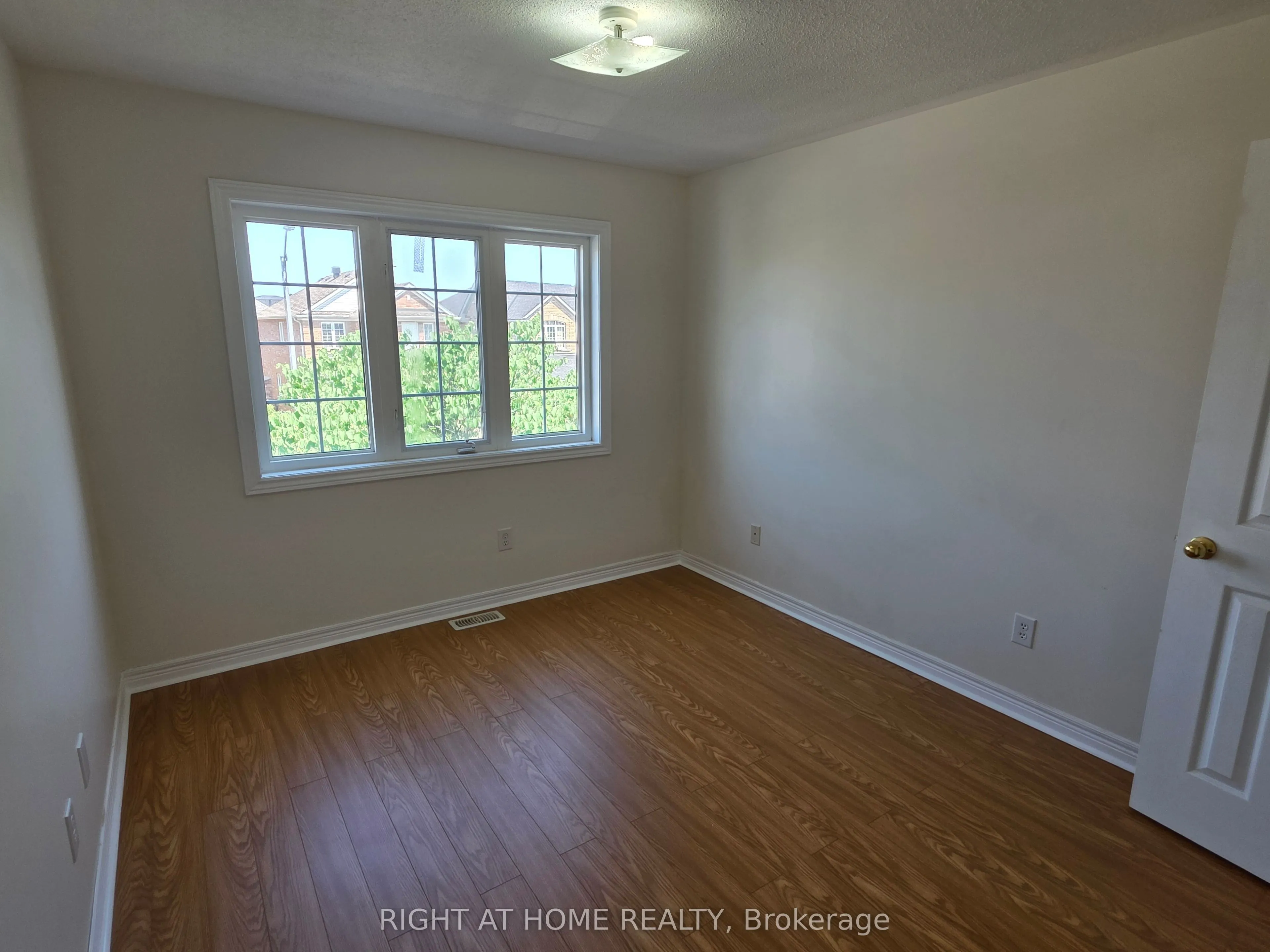 3249 Cabano Crescent