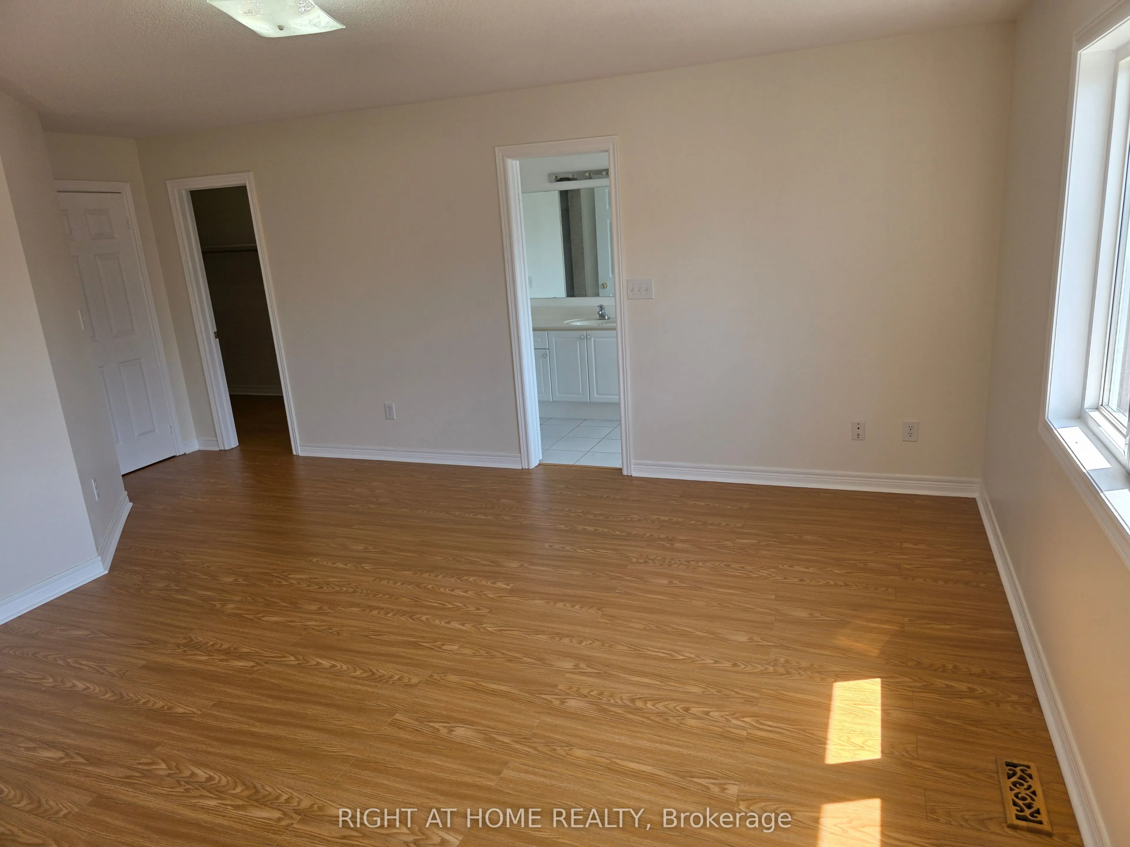 3249 Cabano Crescent