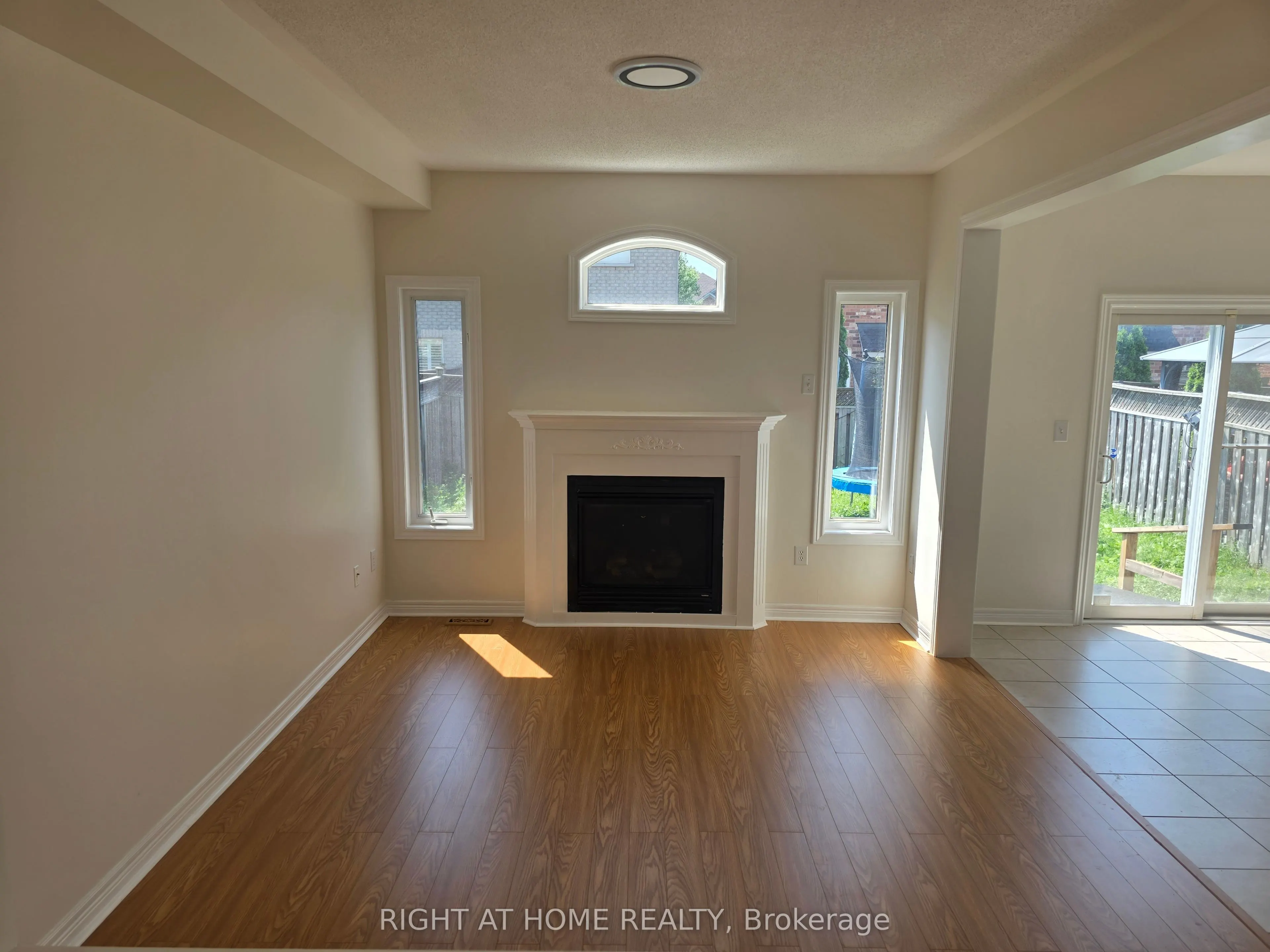 3249 Cabano Crescent