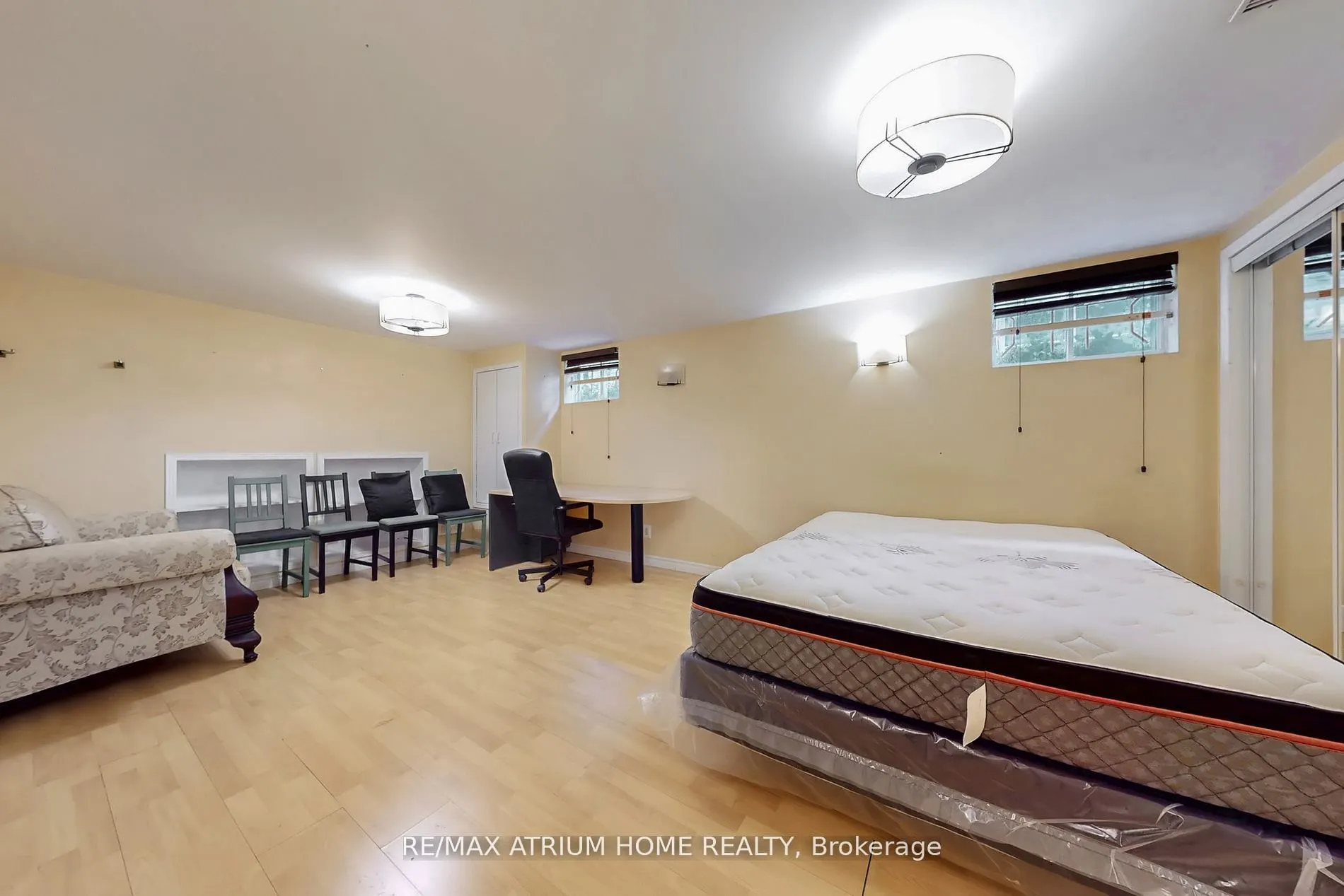 3672 Galeair Court